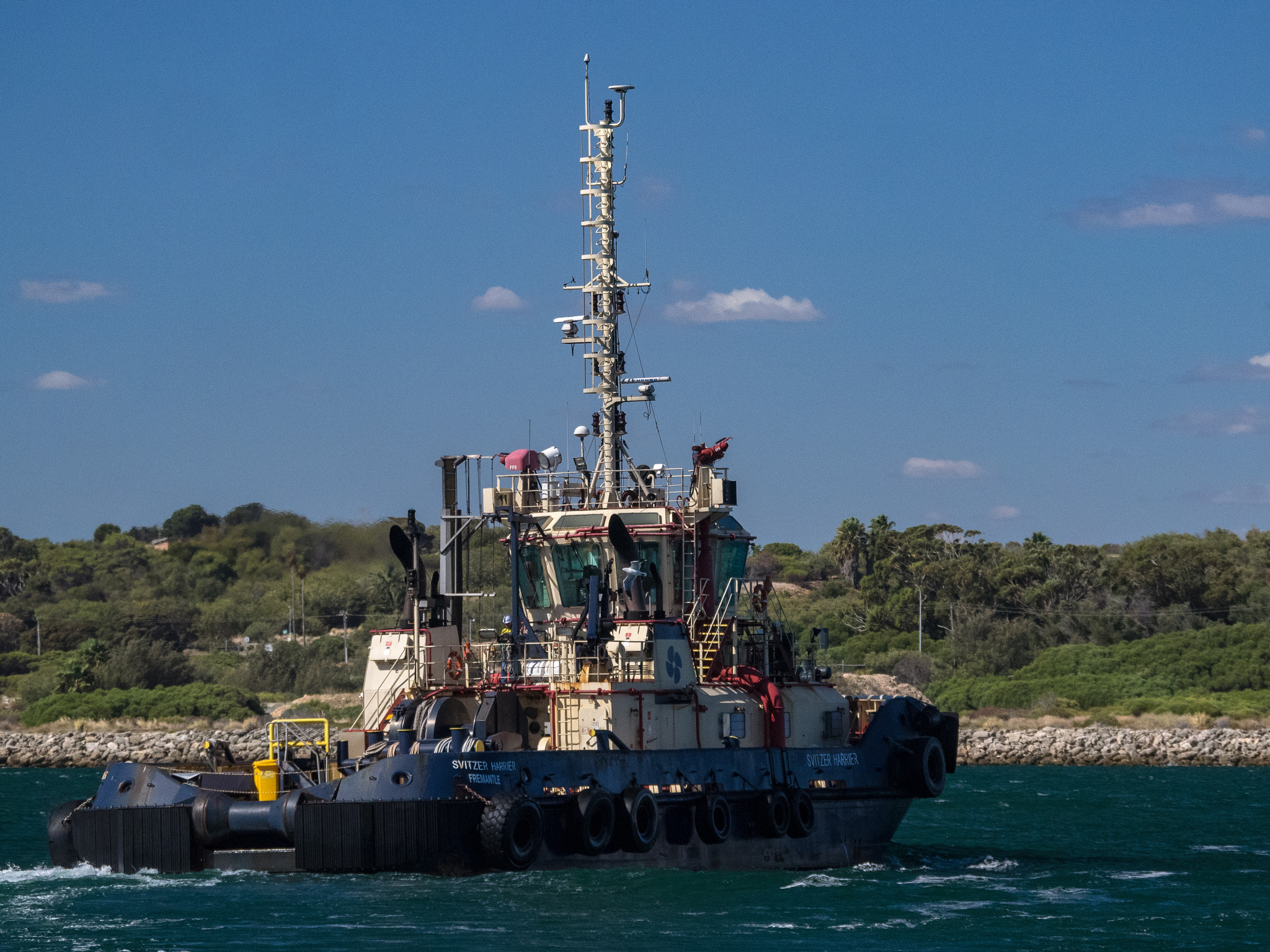 Olympus OM-D E-M1 sample photo. Svitzer harrier - imo 9554327 photography