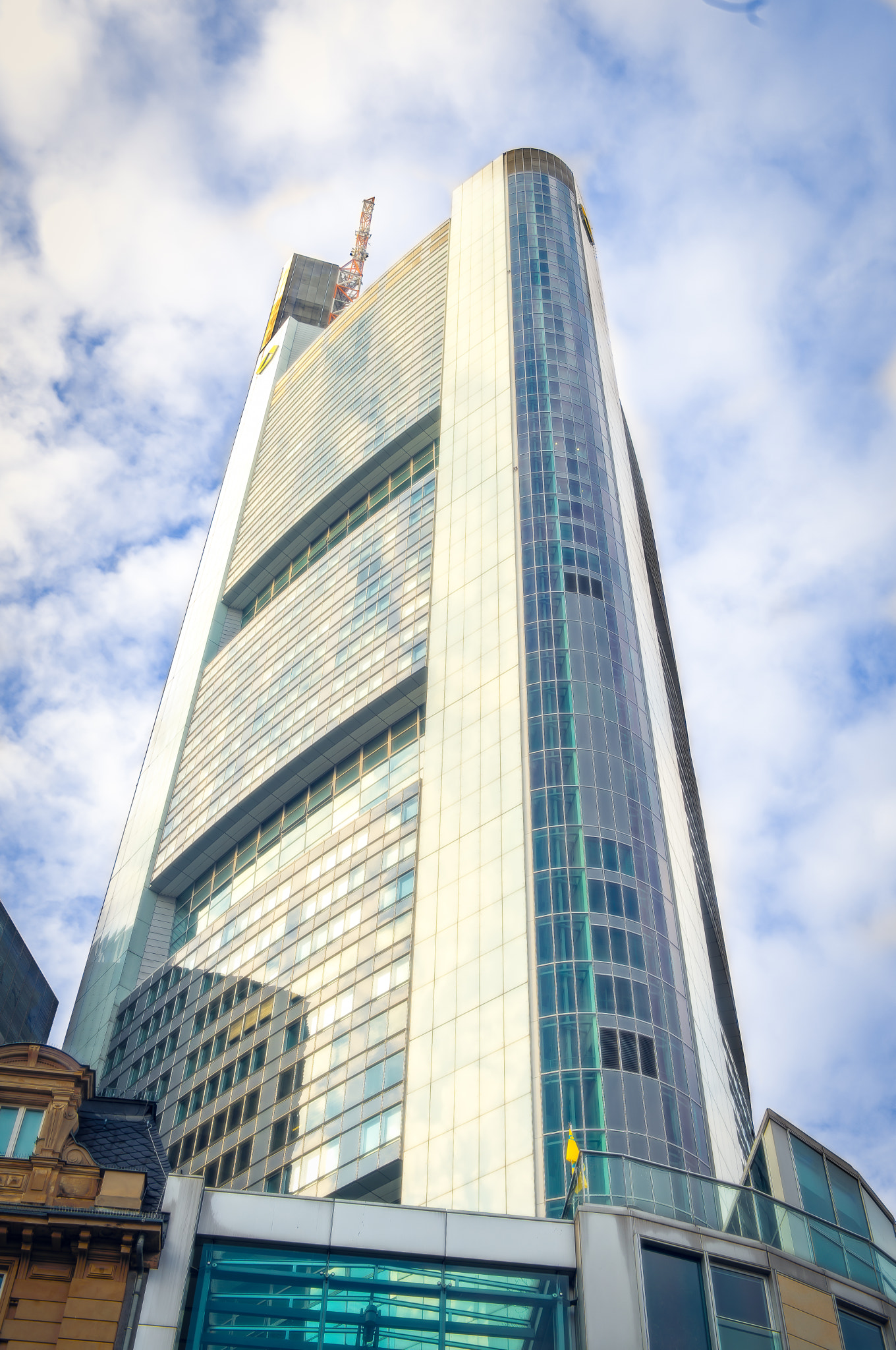 Nikon D5 sample photo. Commerzbank tower photography