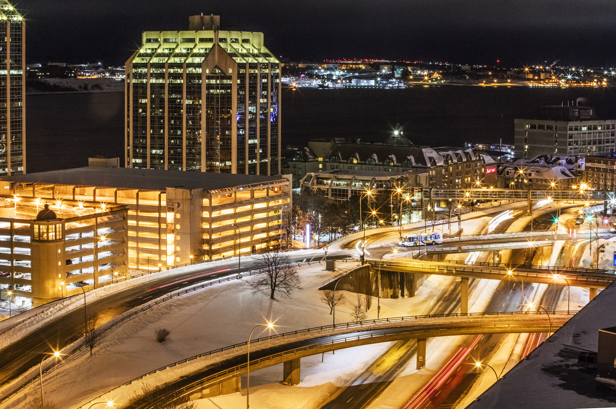 Canon EOS 5DS sample photo. Night bus photography