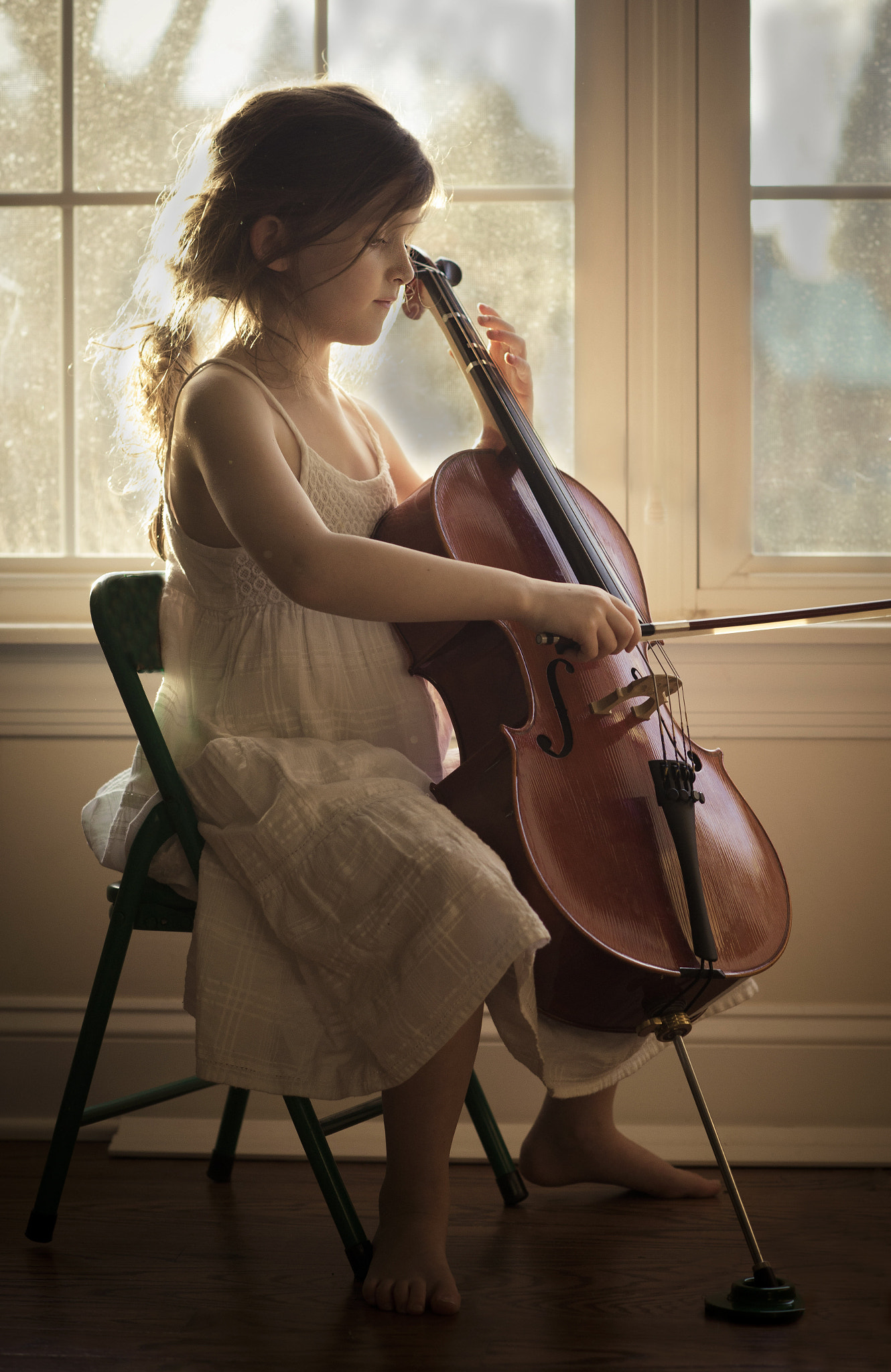 Nikon D610 + Nikon AF-S Nikkor 85mm F1.4G sample photo. Tiny cello photography