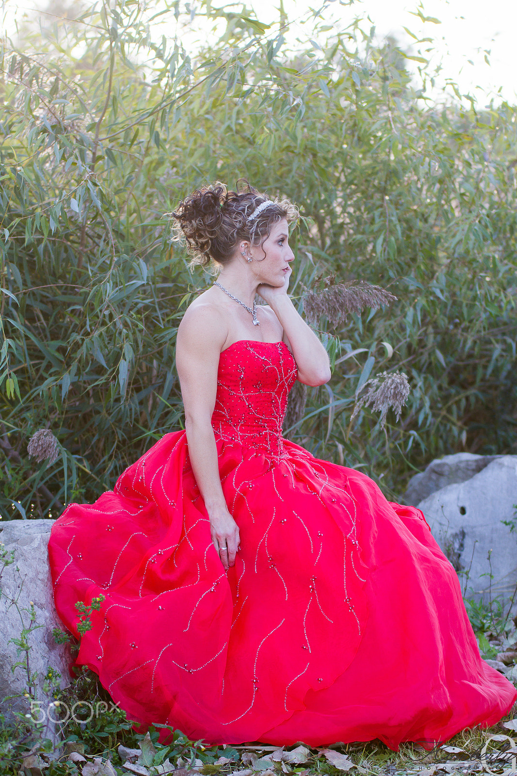 Sigma 70-200mm F2.8 EX DG OS HSM sample photo. Lady in red photography
