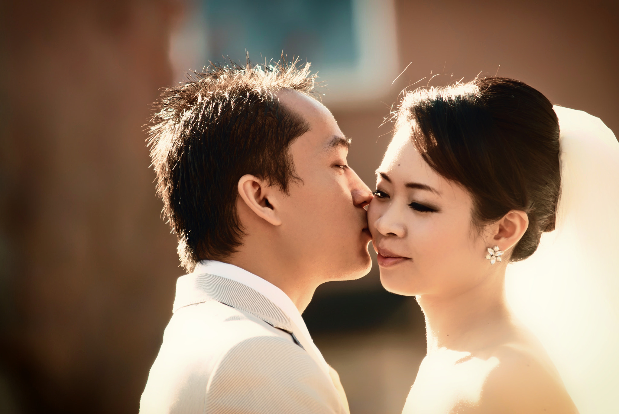 Nikon D80 sample photo. Sunshine soft kiss photography