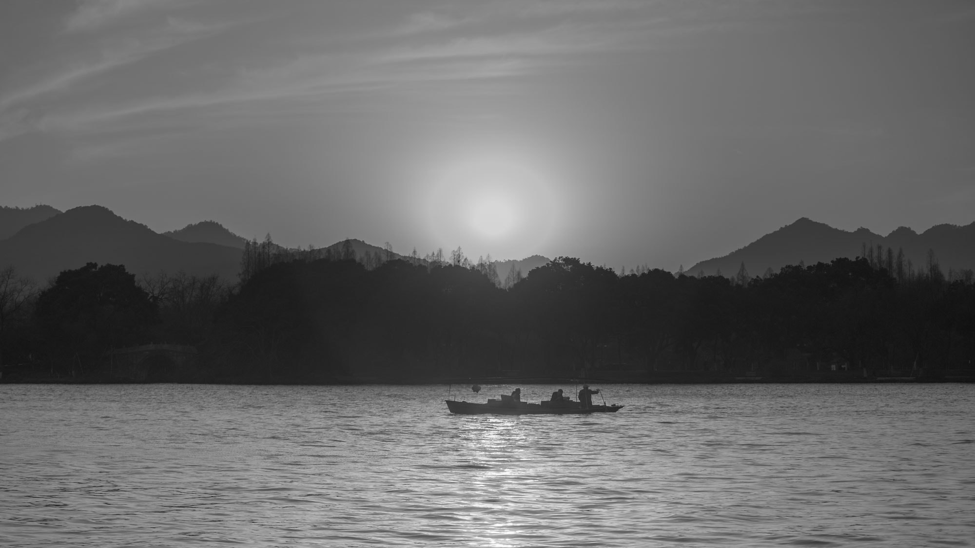 Sony a7 II + Canon EF 70-200mm F4L USM sample photo. West lake in hangzhou. photography