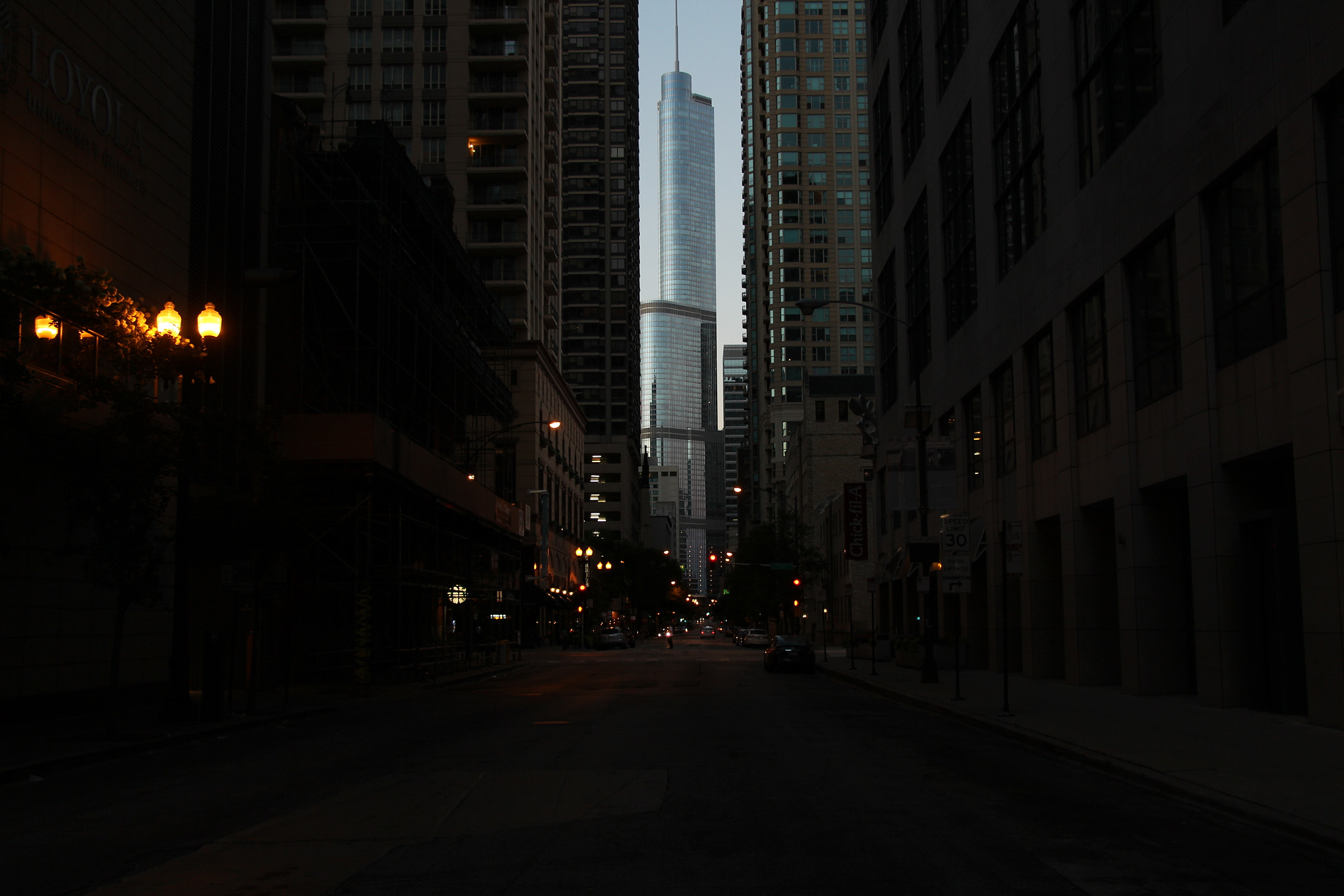 Canon EOS 650D (EOS Rebel T4i / EOS Kiss X6i) + Canon EF 50mm f/1.8 sample photo. Beacon photography