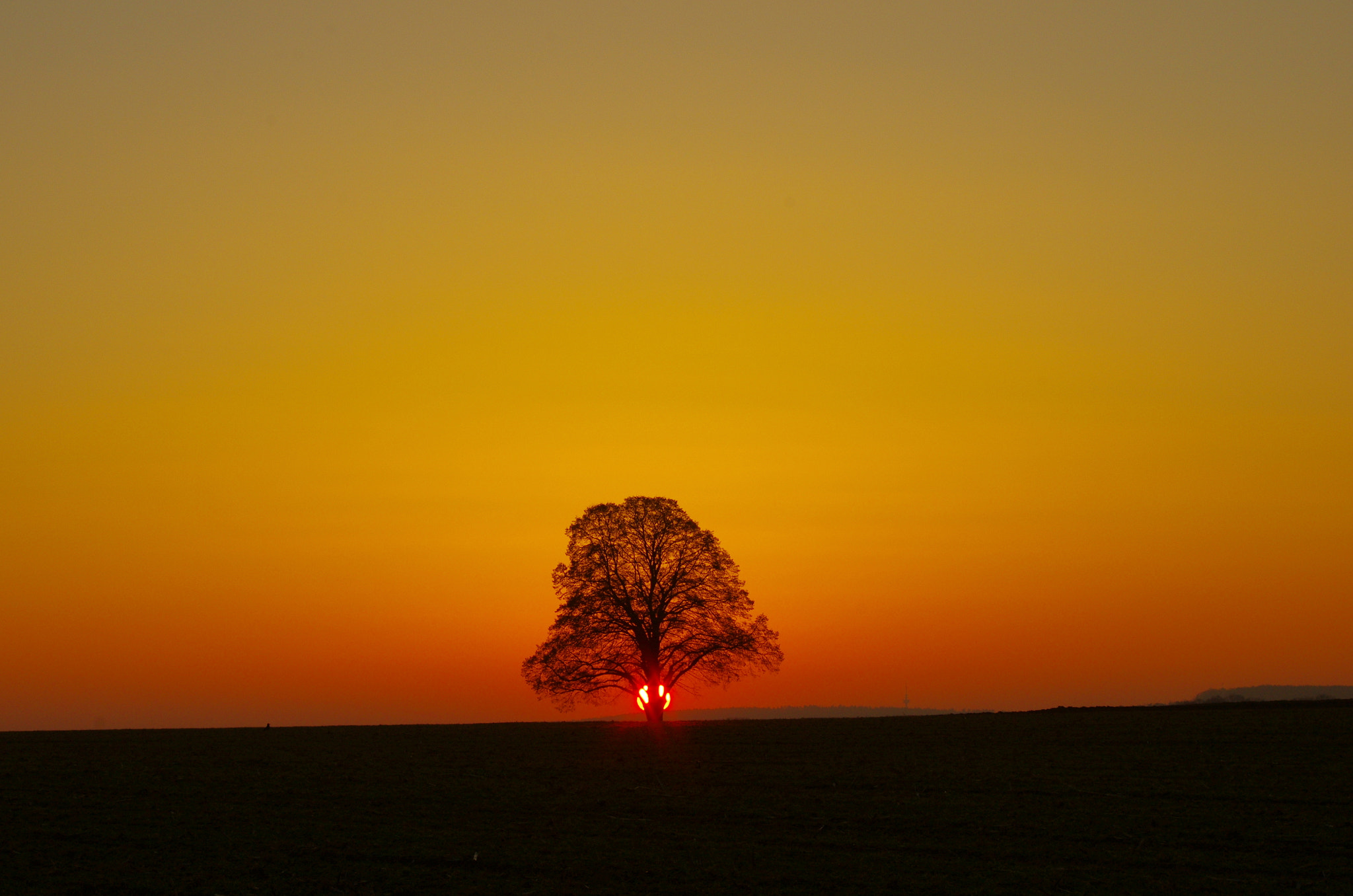 HD Pentax DA 55-300mm F4.0-5.8 ED WR sample photo. The expanse of the sky in the sunset photography