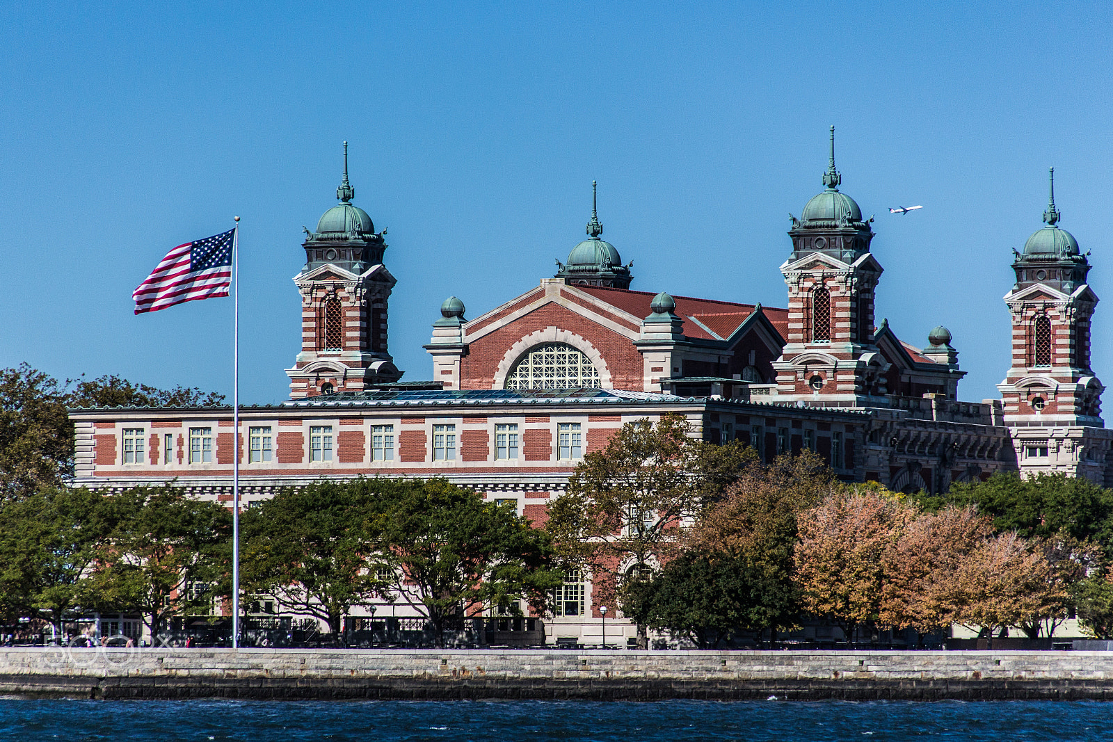 Canon EF-S 18-135mm F3.5-5.6 IS sample photo. Ellis island photography