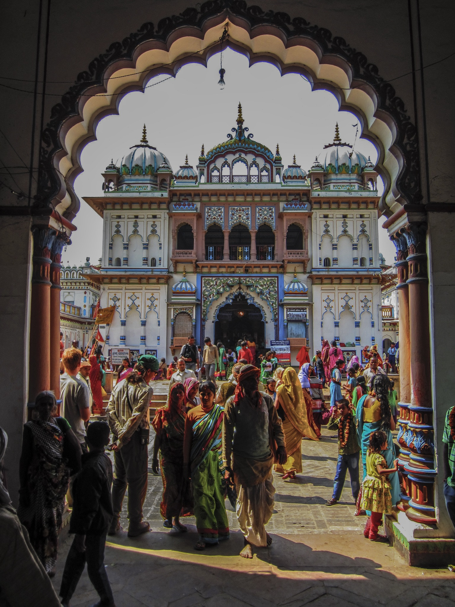 Canon PowerShot ELPH 300 HS (IXUS 220 HS / IXY 410F) sample photo. India photography