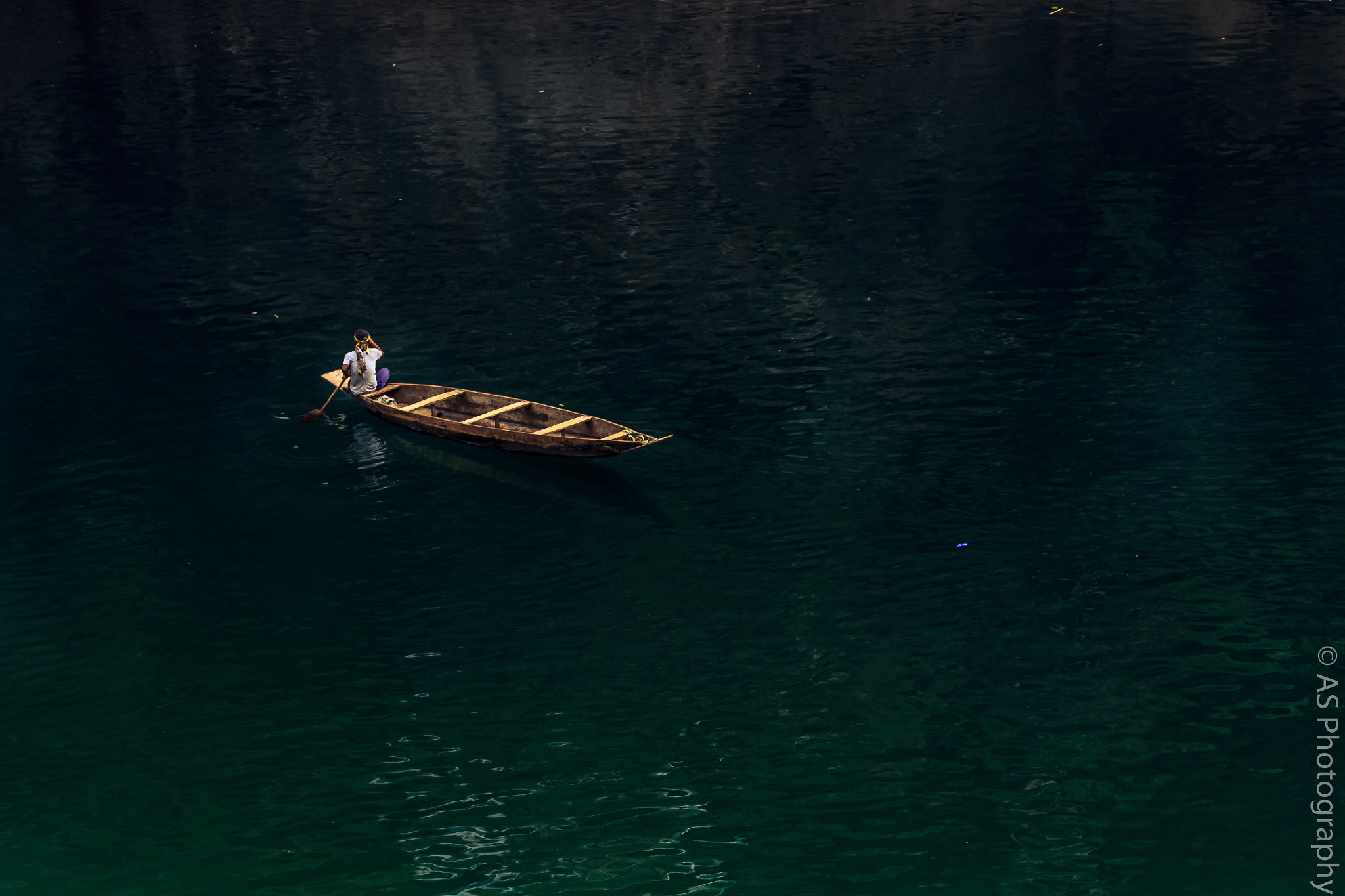 Canon EF 70-200mm F2.8L IS II USM sample photo. Another attempt at the 'lone boatsman' photography