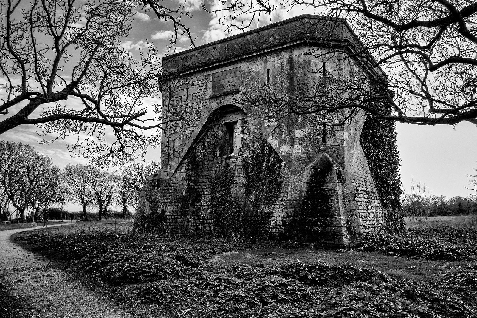 Fujifilm X-Pro1 + Fujifilm XF 18mm F2 R sample photo. Projet 365-2017-46 - abandonnée... photography