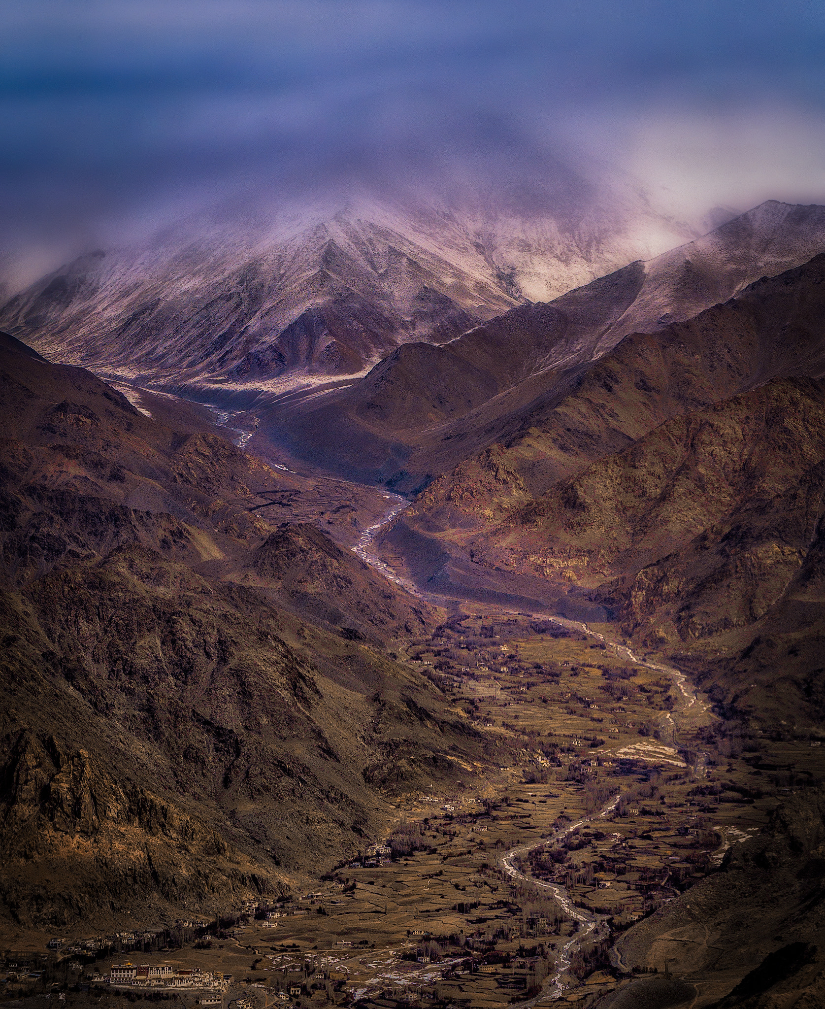 Olympus OM-D E-M1 Mark II + Olympus M.Zuiko Digital ED 40-150mm F2.8 Pro sample photo. Ladakh in chinese ink painting photography
