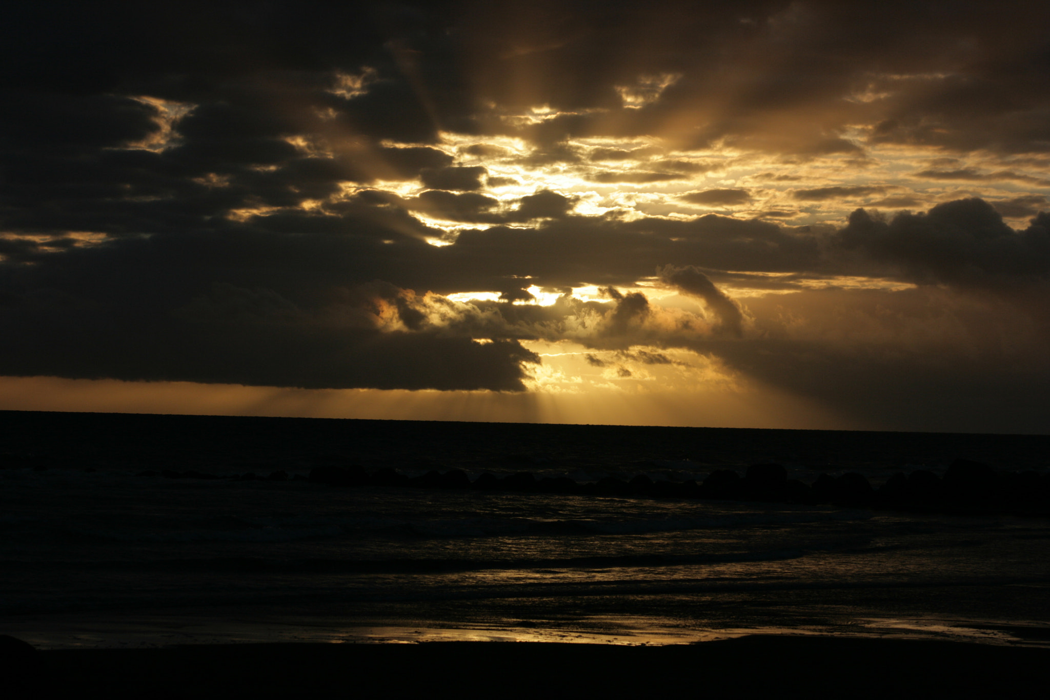 Canon EOS 400D (EOS Digital Rebel XTi / EOS Kiss Digital X) sample photo. Ohawe sunset photography