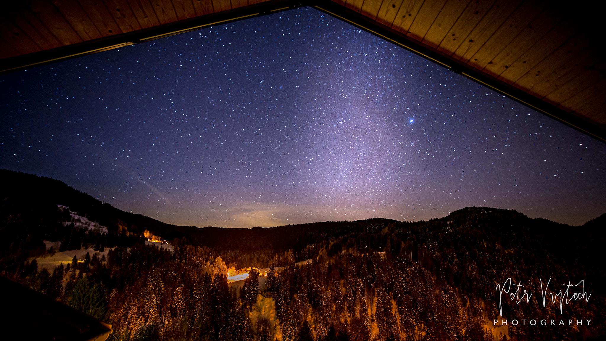 Canon EOS 6D + Sigma 17-35mm f/2.8-4 EX DG Aspherical HSM sample photo. Night view photography