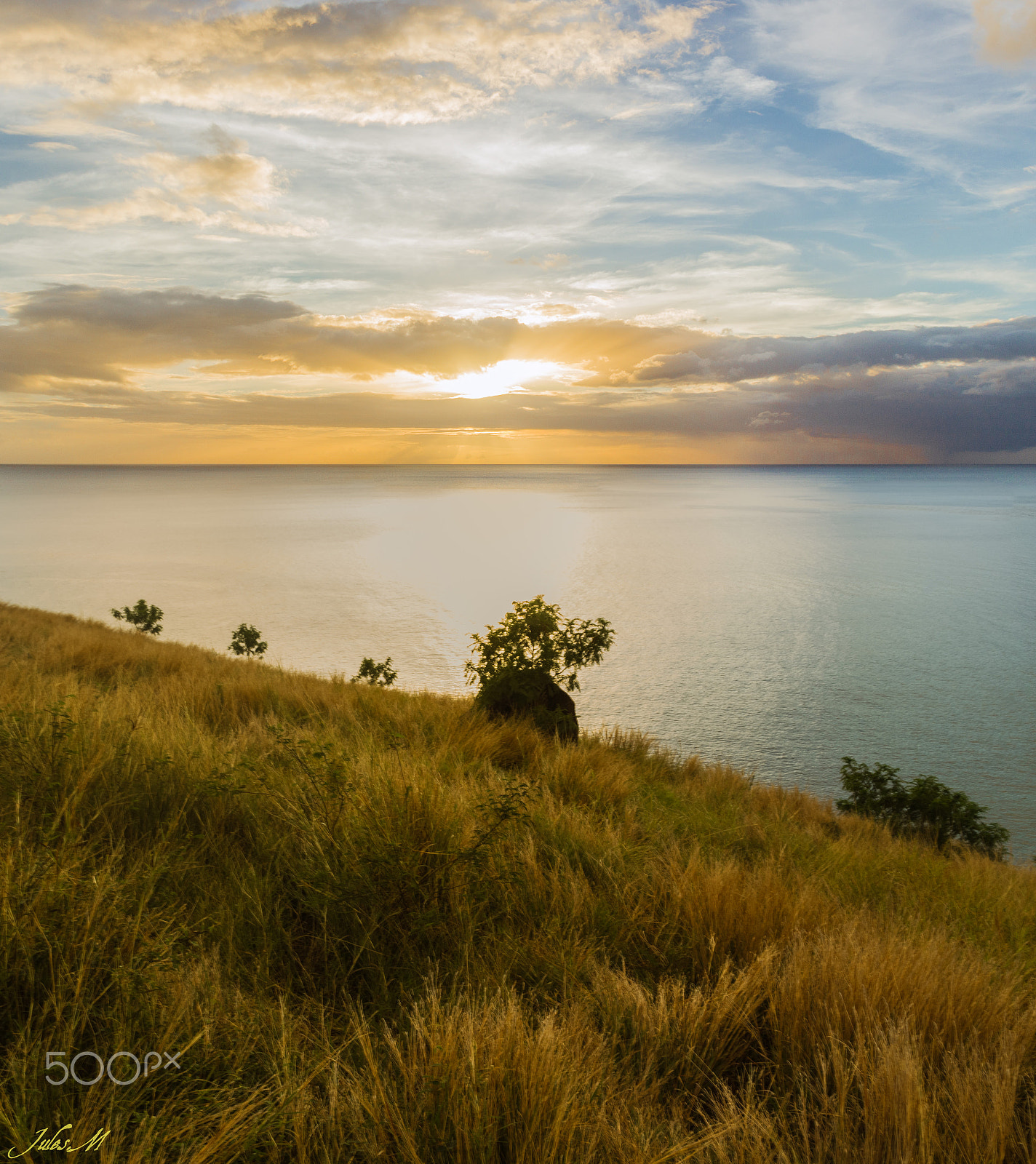 Sigma 18-50mm f/3.5-5.6 DC sample photo. Anse marigot sunset photography