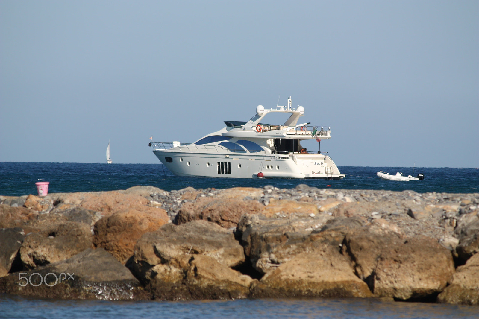 Canon EF-S 55-250mm F4-5.6 IS sample photo. Boat photography