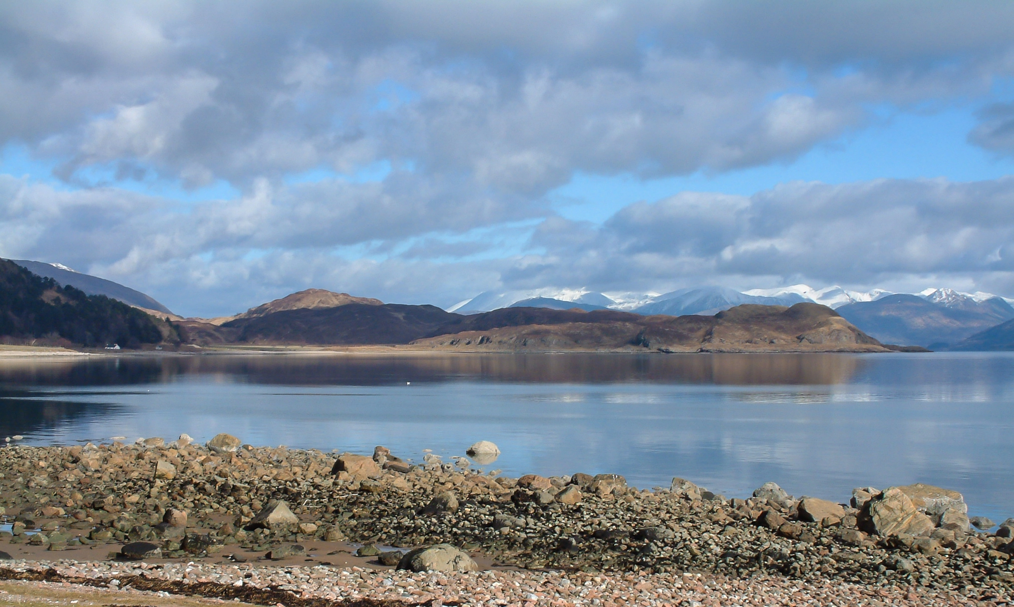 Fujifilm FinePix6900ZOOM sample photo. Loch linnhie photography