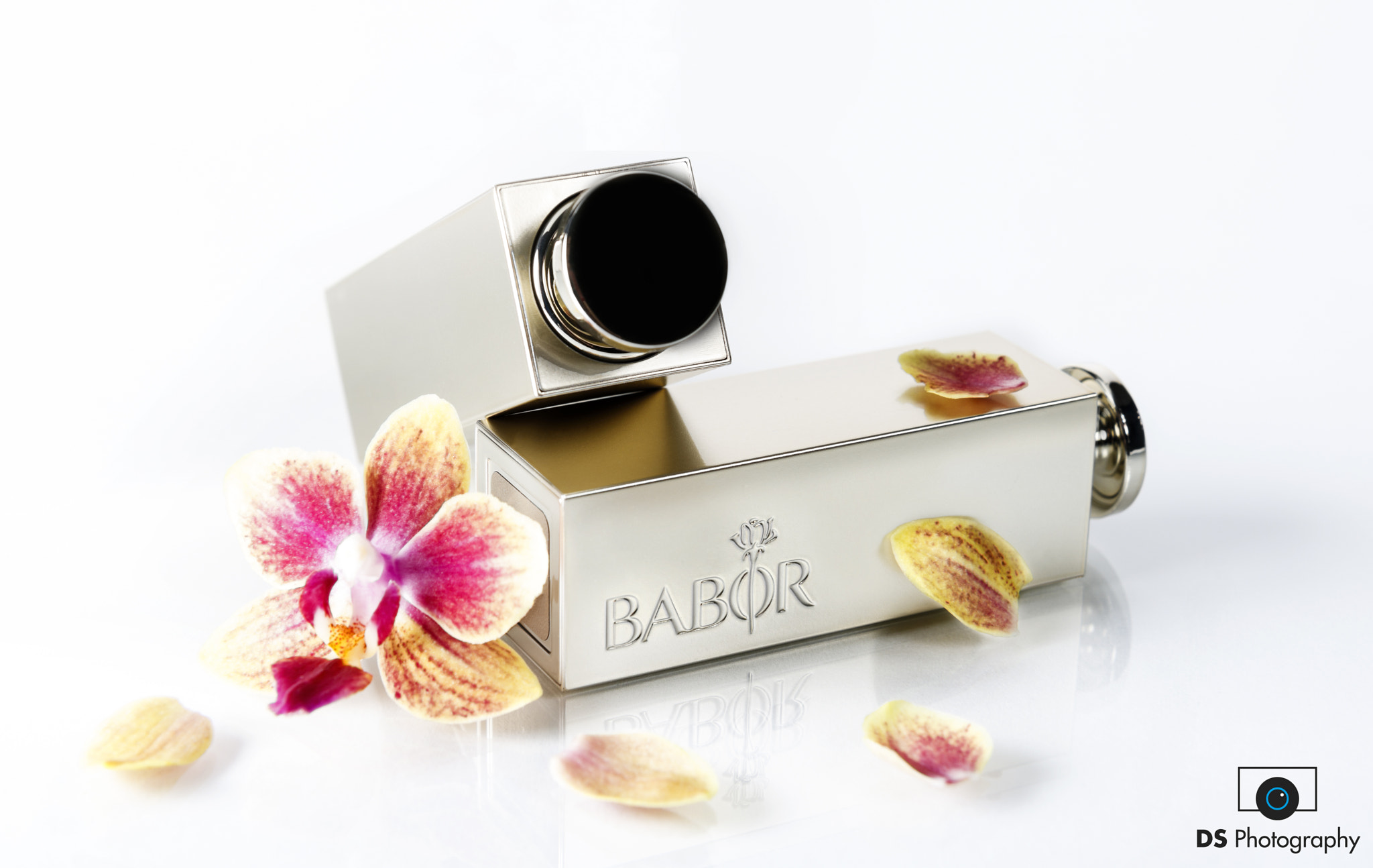 Canon EOS 760D (EOS Rebel T6s / EOS 8000D) sample photo. Babor lipstick photography