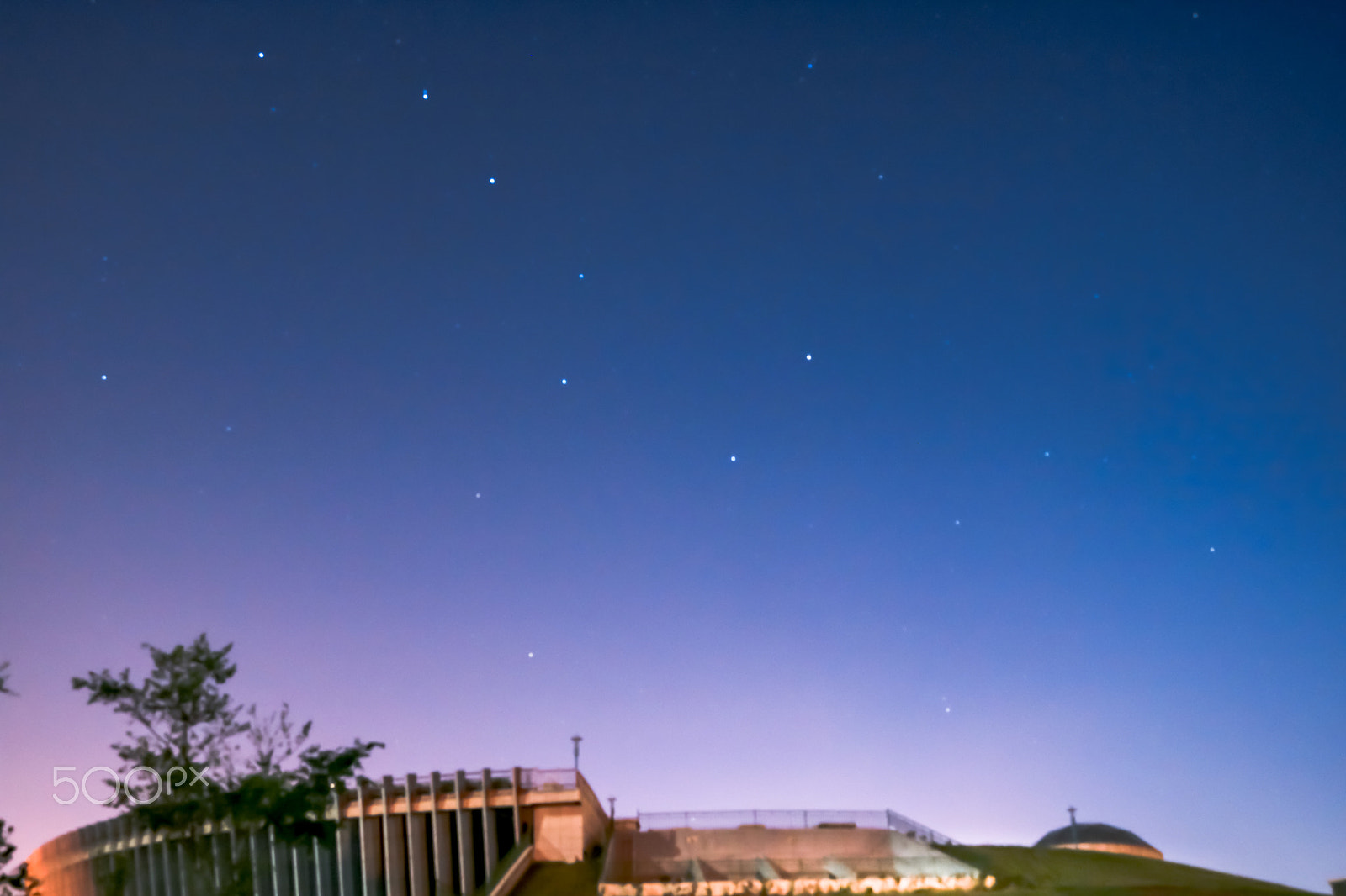 Canon EOS 760D (EOS Rebel T6s / EOS 8000D) sample photo. Urban starry night photography