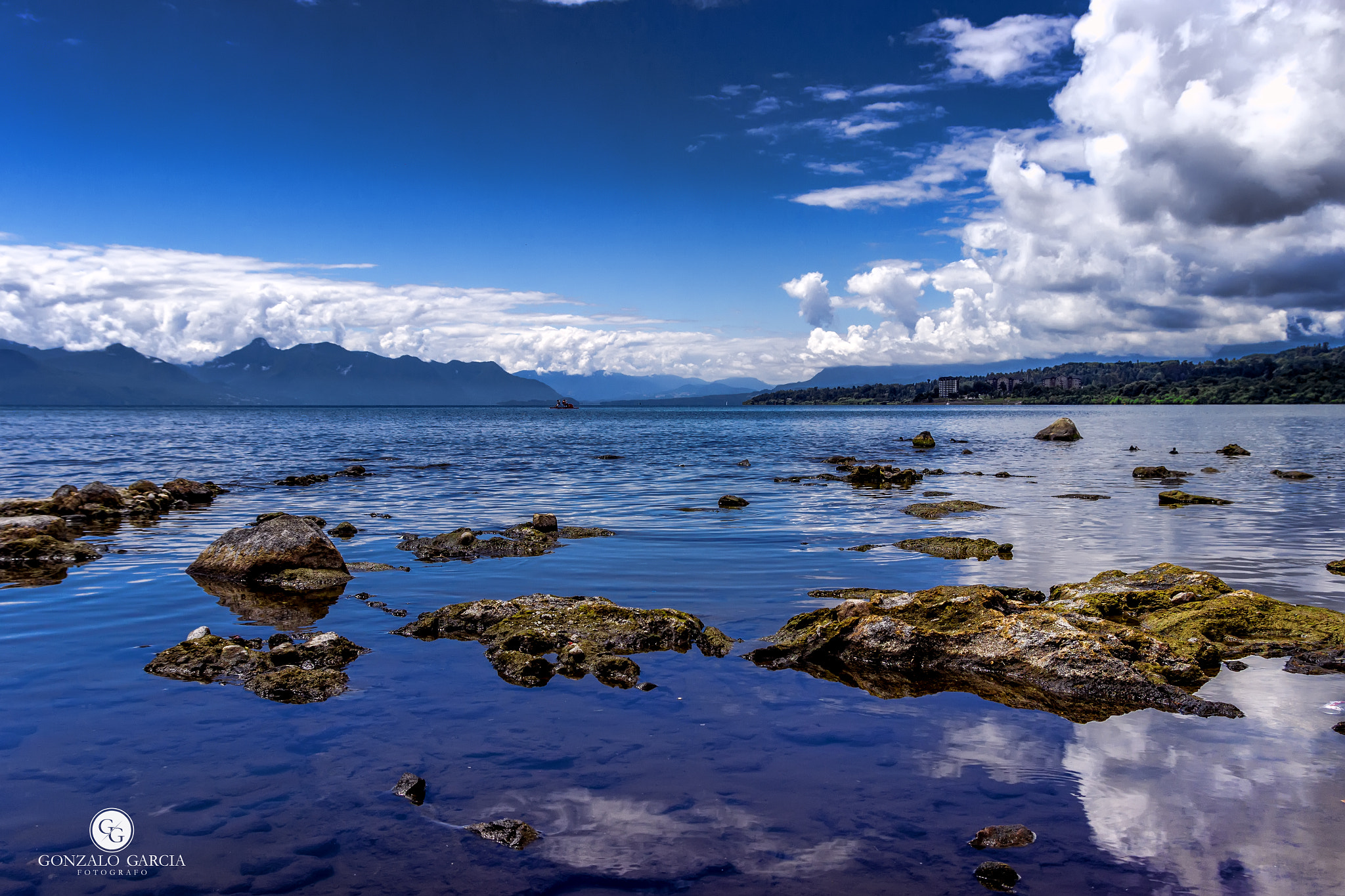 Tamron SP AF 17-50mm F2.8 XR Di II LD Aspherical (IF) sample photo. Lago photography