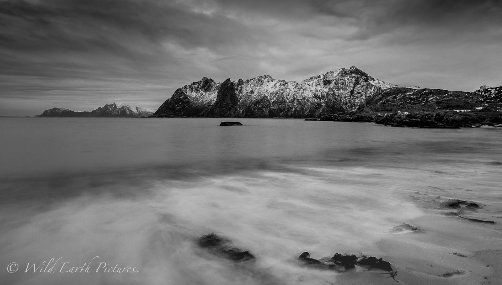 Canon EF 16-35mm F2.8L II USM sample photo. Hovden beach photography