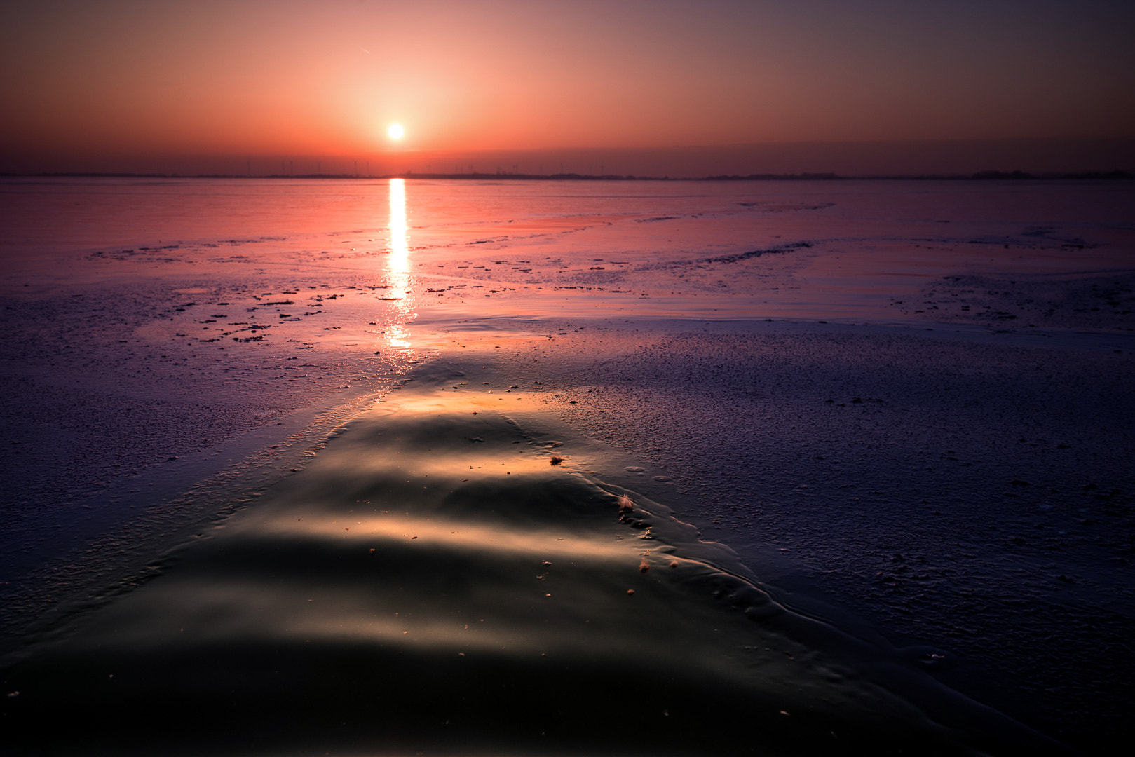 Canon EF 16-35mm F4L IS USM sample photo. Ice and waves photography
