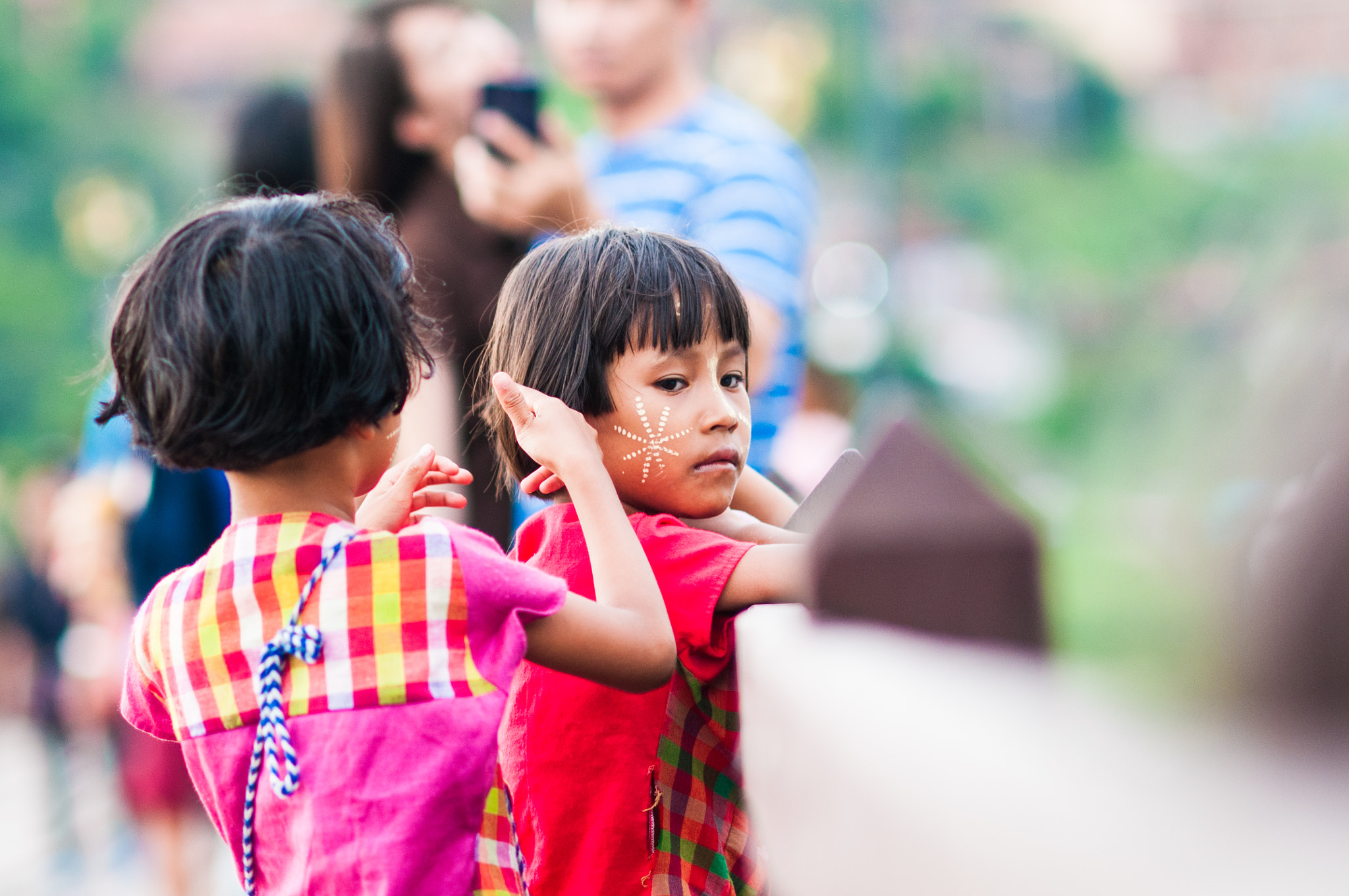 Nikon D300 + AF DC-Nikkor 135mm f/2D sample photo. Myanmar girl in myanmar. photography