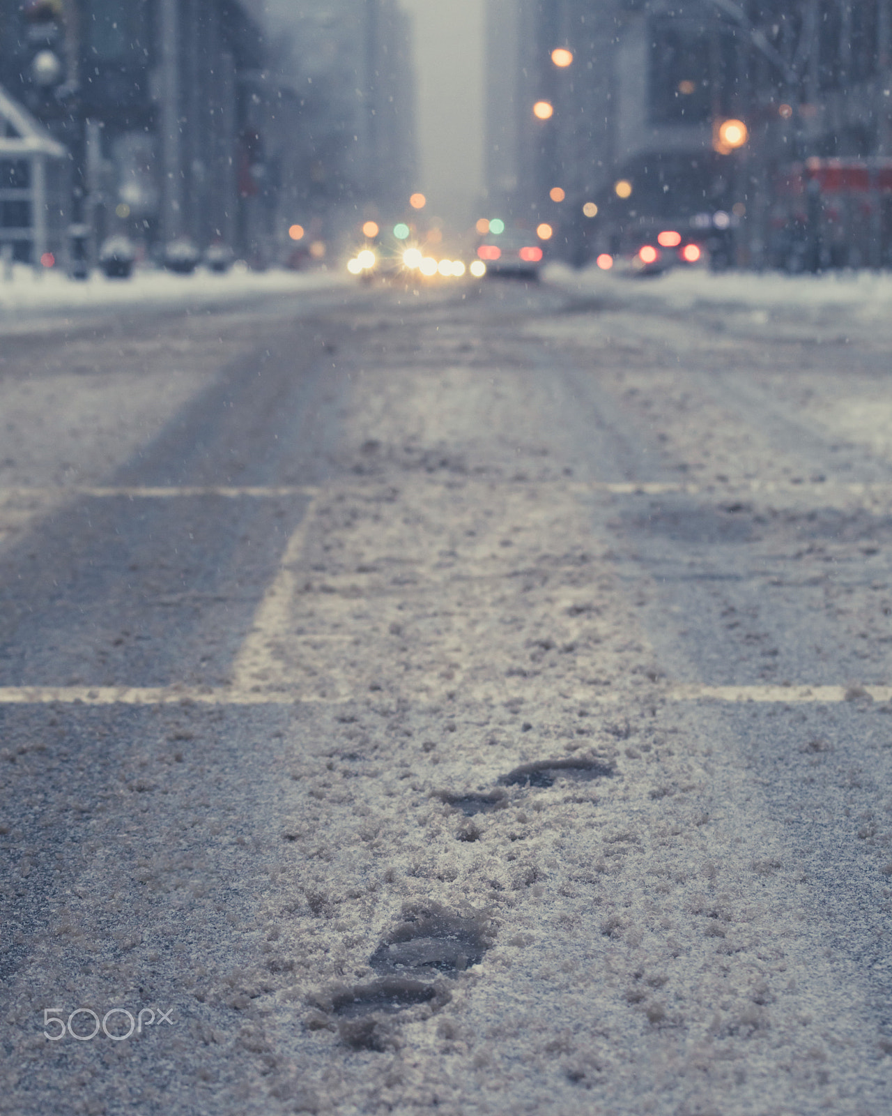 Canon EF 70-200mm F4L IS USM sample photo. Winter footsteps photography