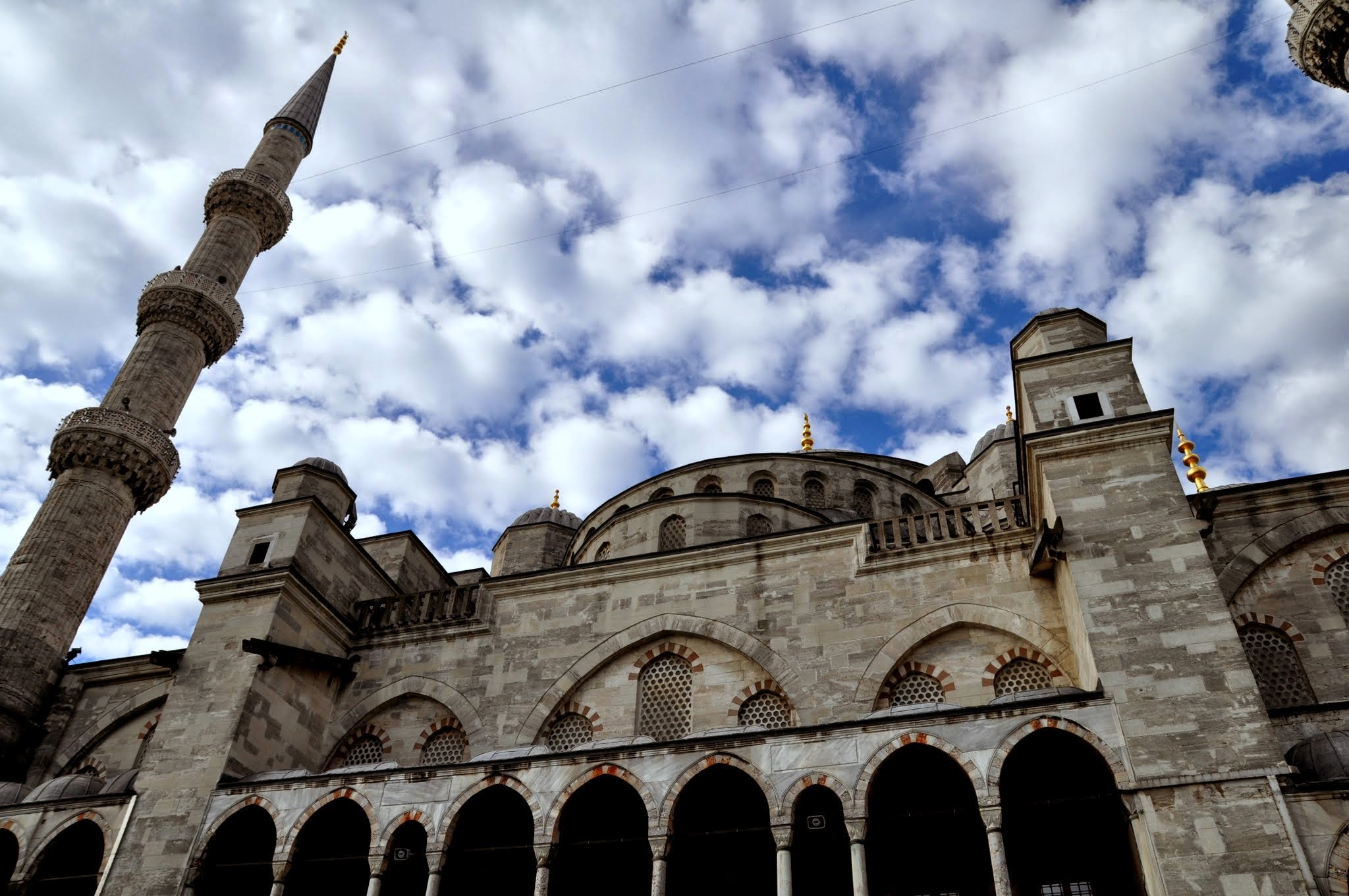 Nikon D5000 + Sigma 17-70mm F2.8-4 DC Macro OS HSM sample photo. Chiesa istanbul photography