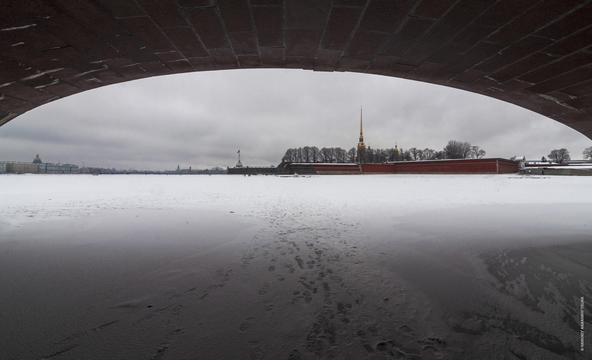 Tokina AT-X Pro 11-16mm F2.8 DX sample photo. Под сводом Троицкого моста photography