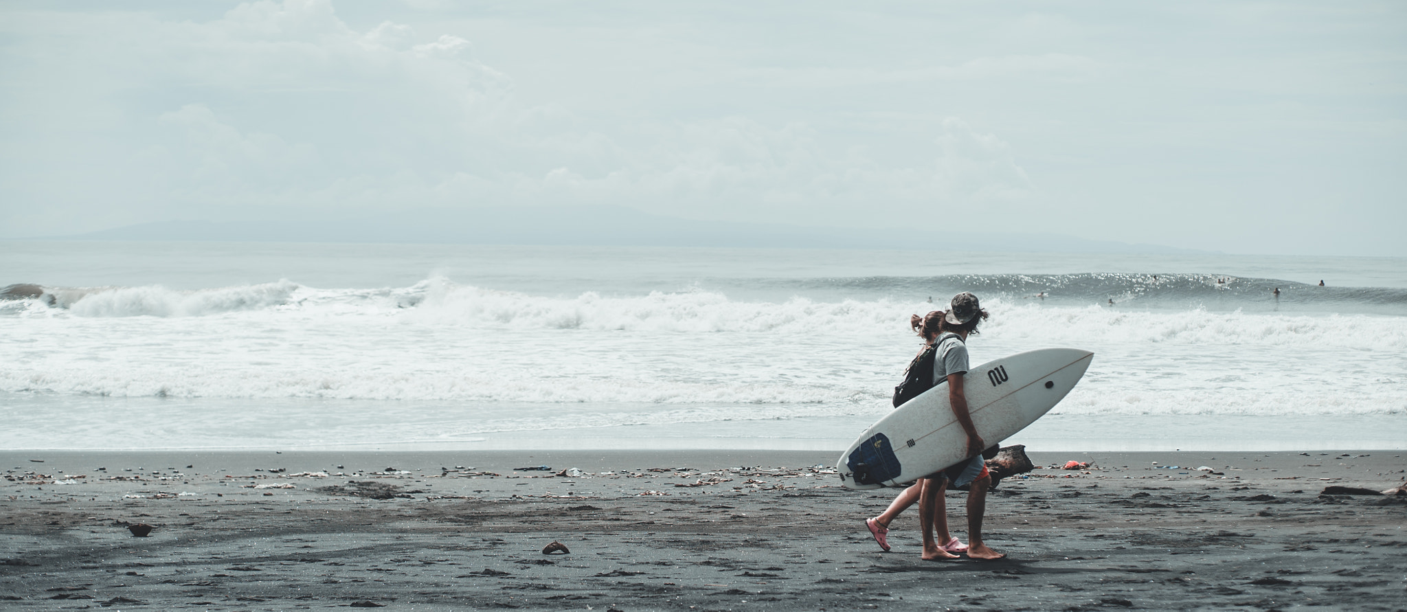 Sony a7S II + Sony DT 50mm F1.8 SAM sample photo. Surf's up! #2 photography