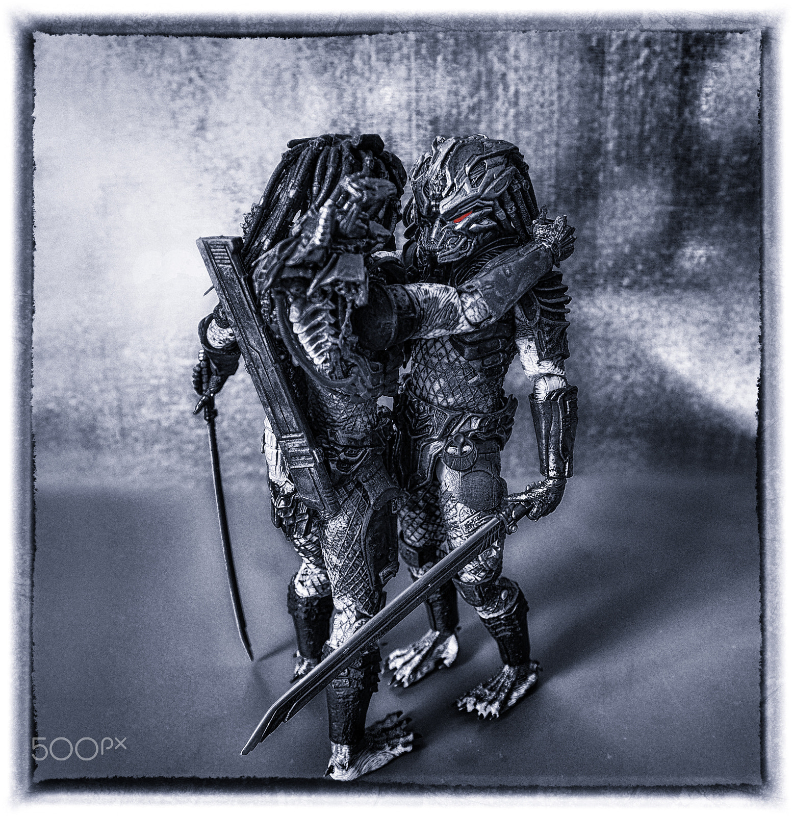 Olympus OM-D E-M10 II sample photo. Brothers in arms photography