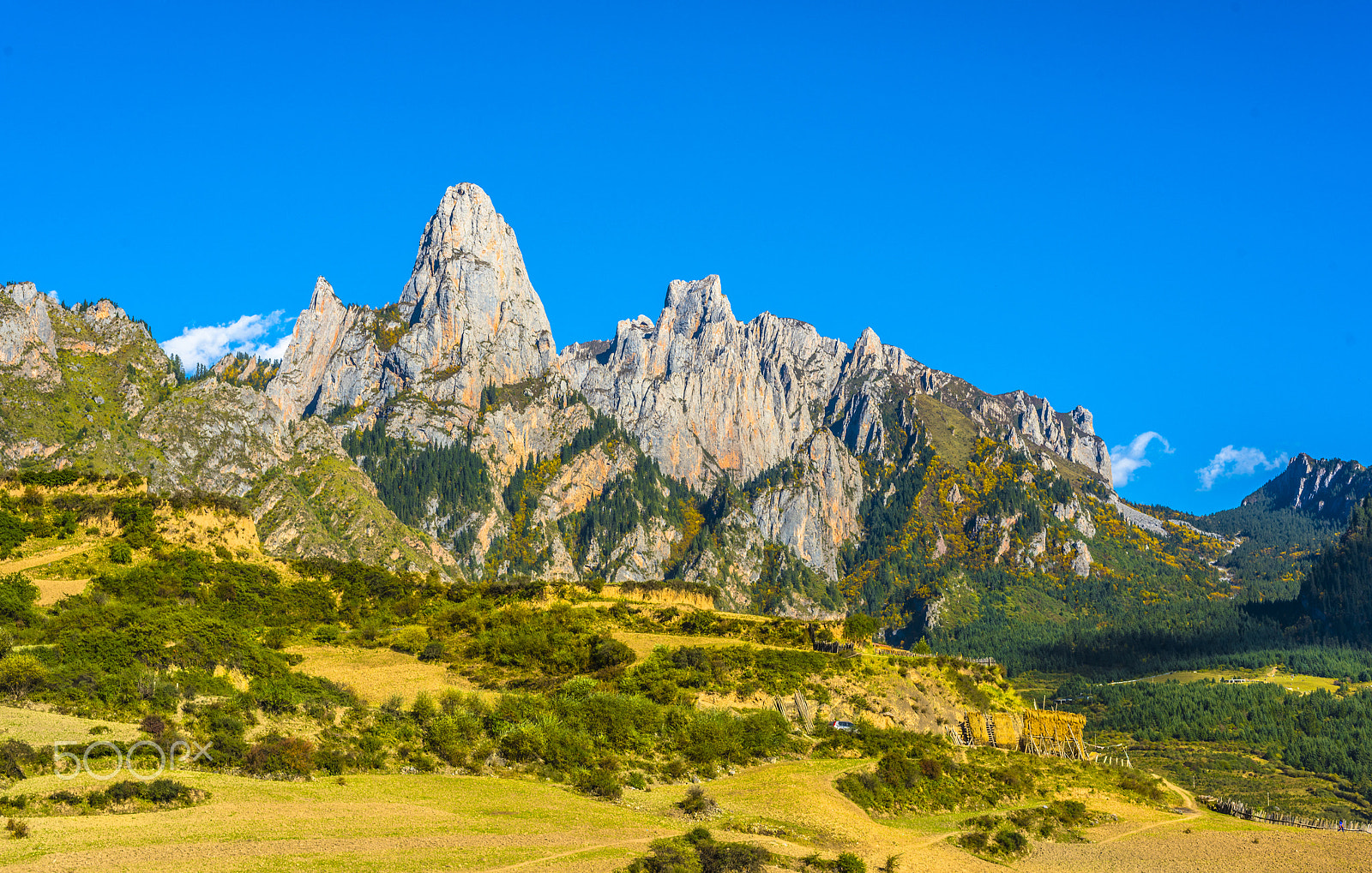 Nikon D810 + Nikon AF Nikkor 50mm F1.4D sample photo. Interlocking mountains photography