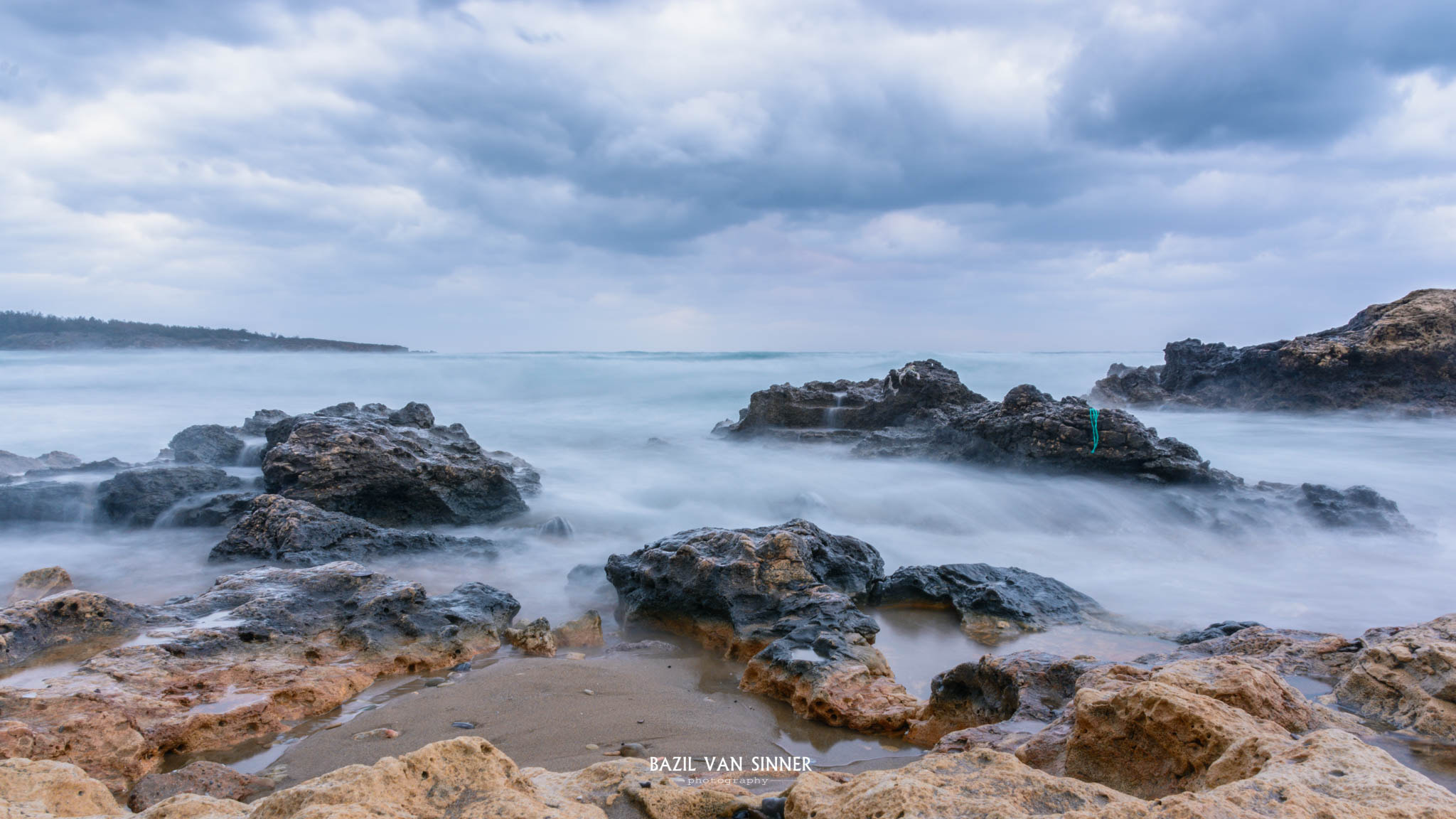 Sigma 17-70mm F2.8-4 DC Macro OS HSM | C sample photo. Chania rocks ! photography