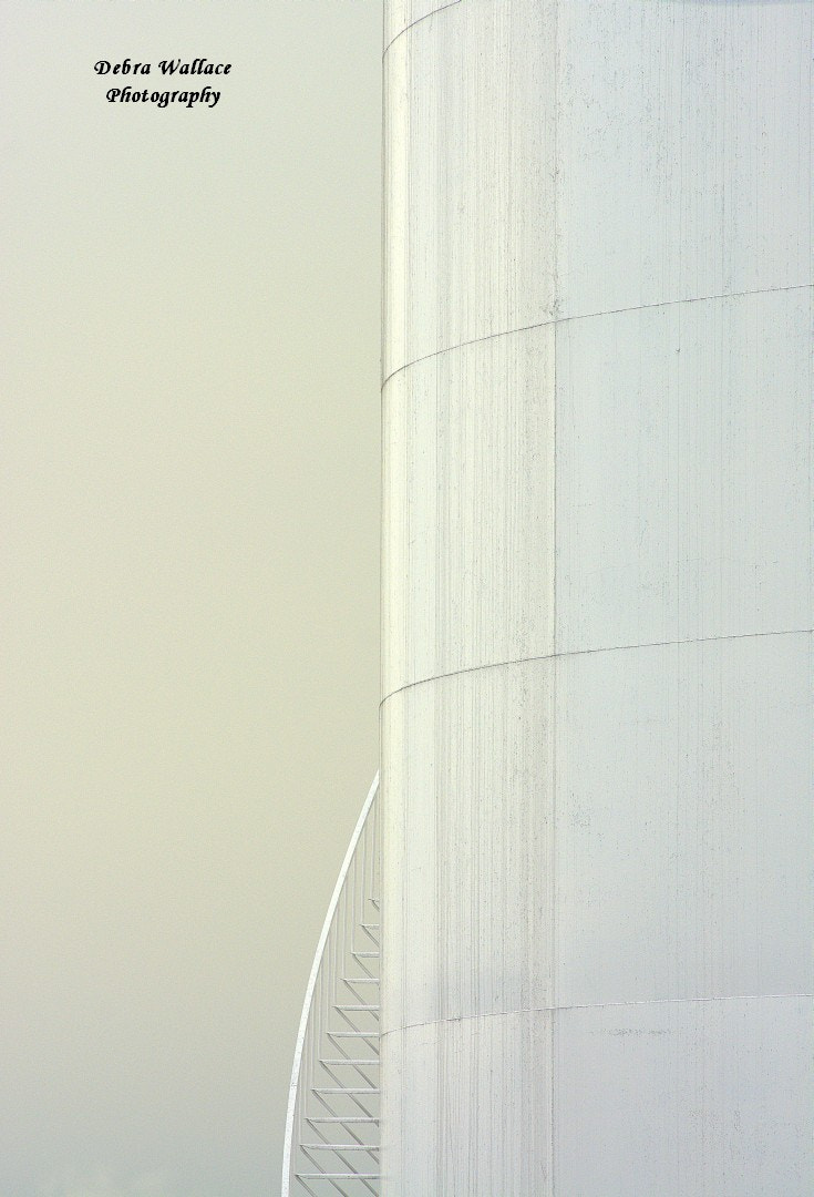 Nikon AF-Nikkor 80-200mm F2.8D ED sample photo. Oil tank & stairway photography