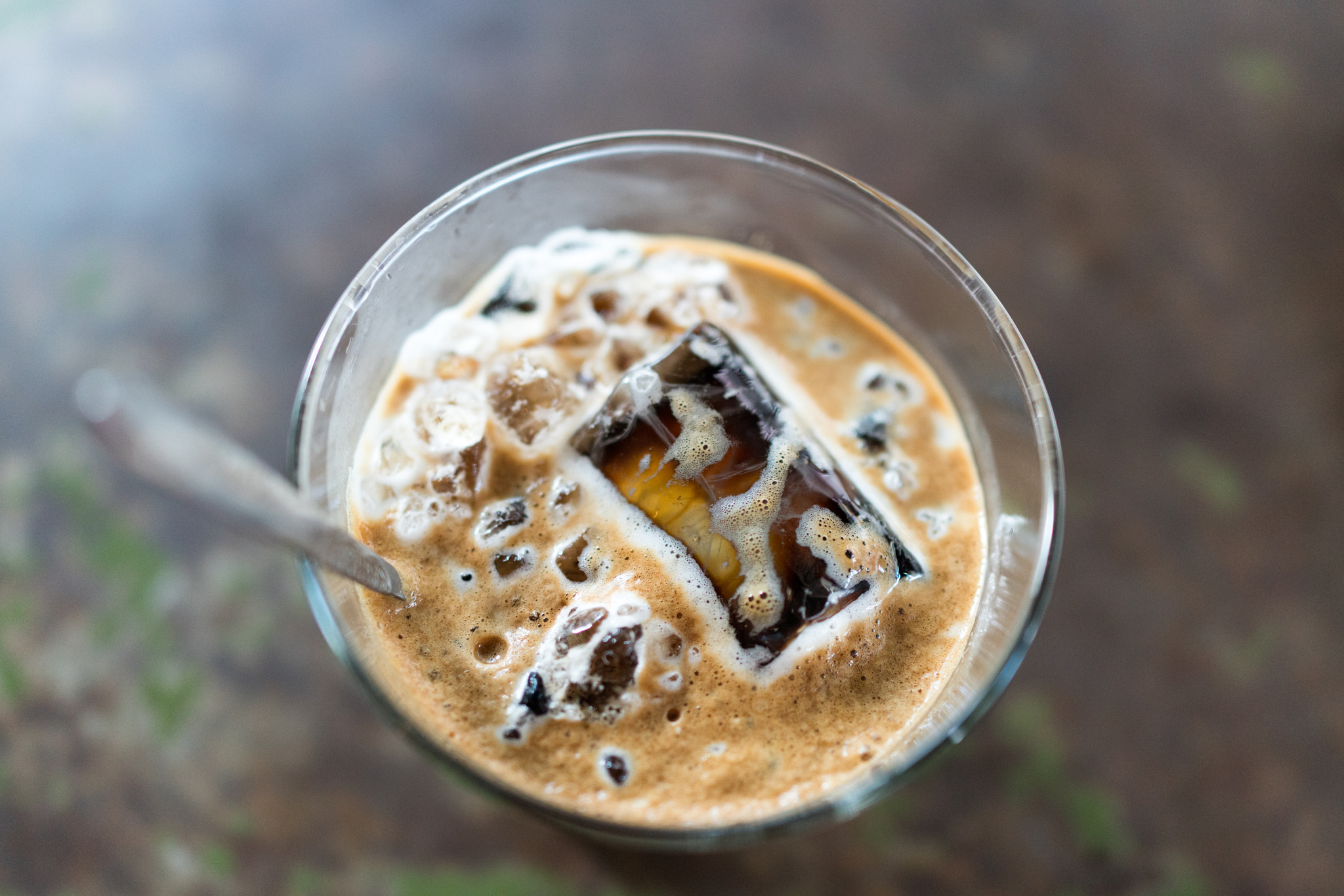 35mm F2.0 sample photo. Hanoi coffee photography