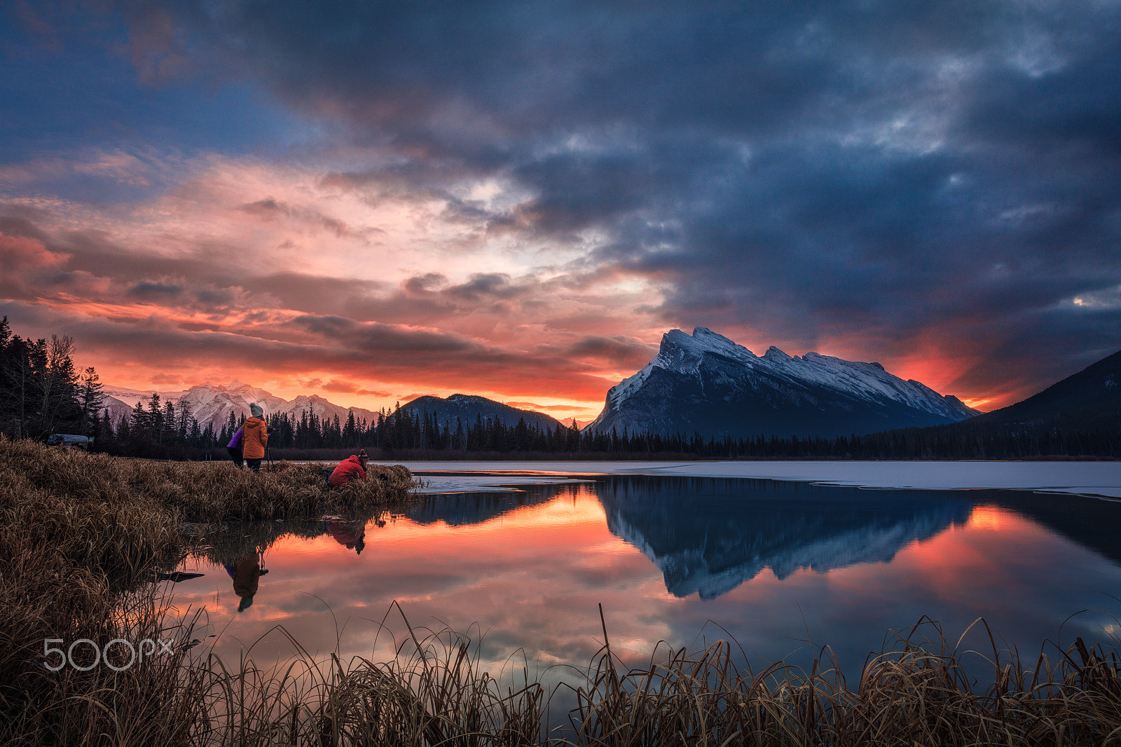 Canon EOS 5DS R + Canon EF 11-24mm F4L USM sample photo. Vermillion lake sunrise photography