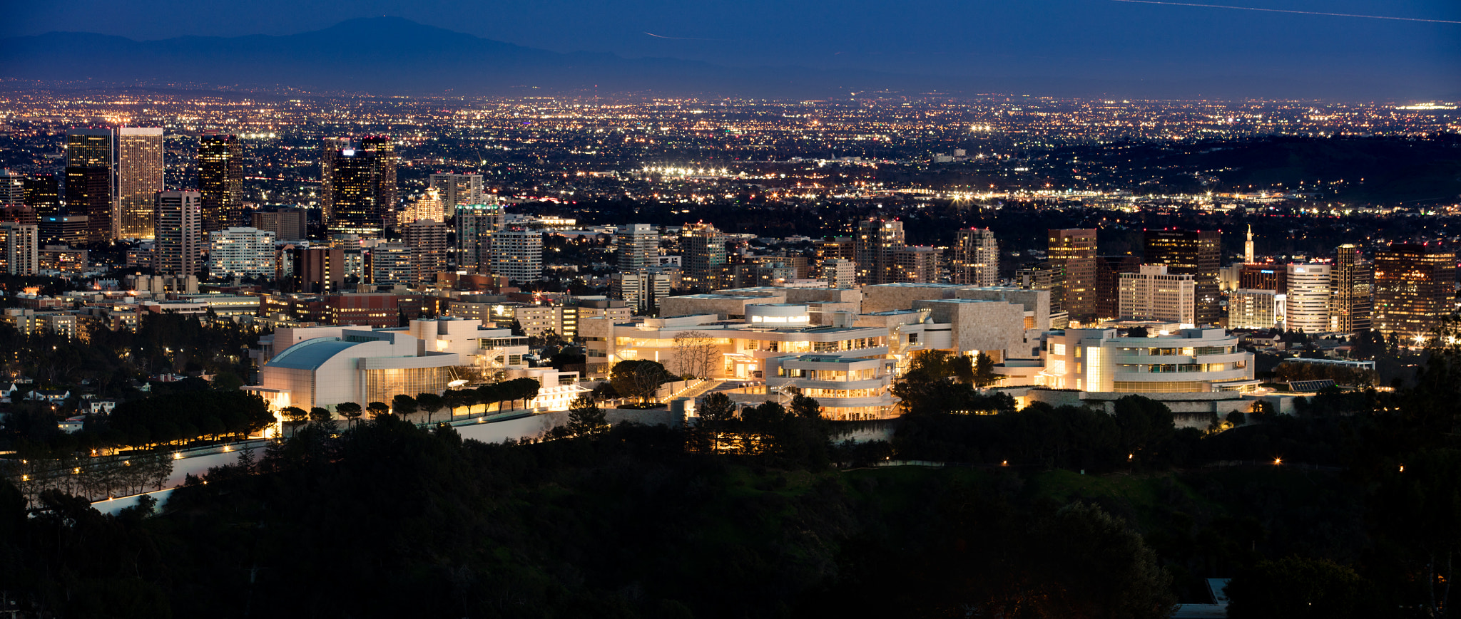 Canon EF 70-200mm F2.8L USM sample photo. Getty center overlooking west la photography