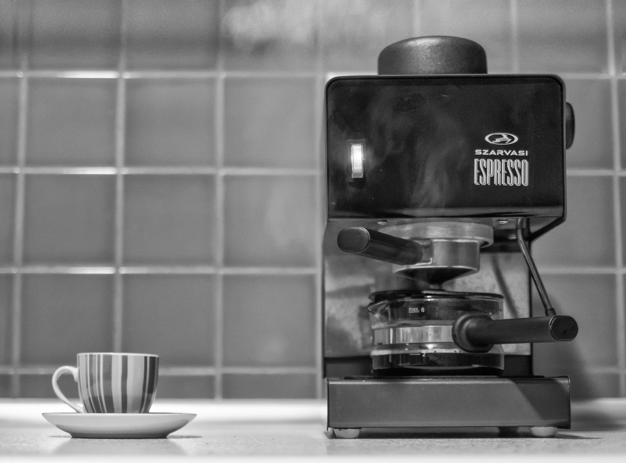 Canon EF 35mm F2 IS USM sample photo. Coffee photography