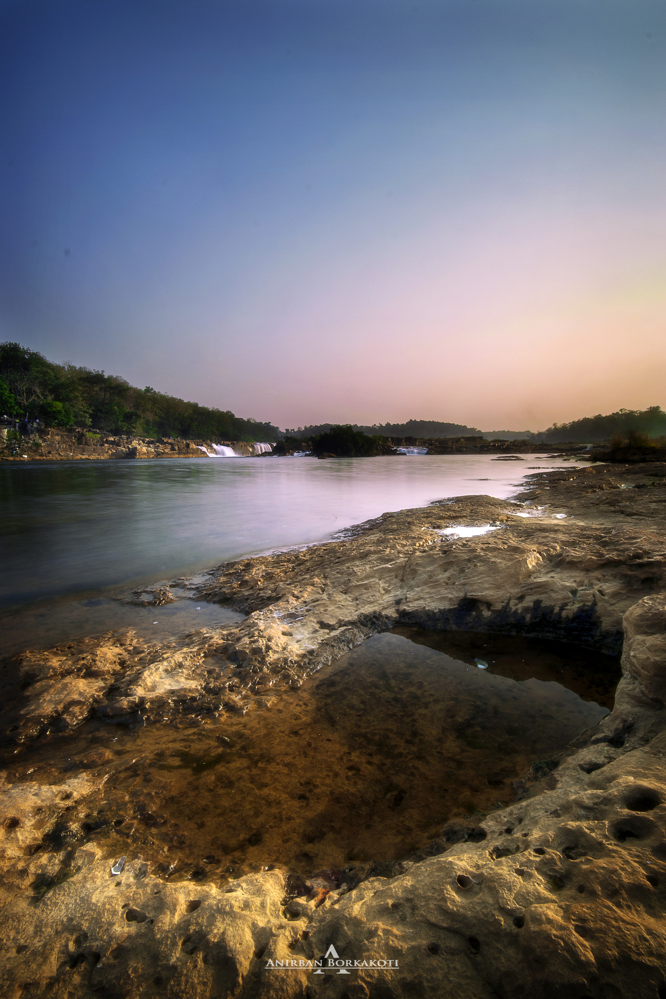 Sigma 10-20mm F4-5.6 EX DC HSM sample photo. Peace  photography