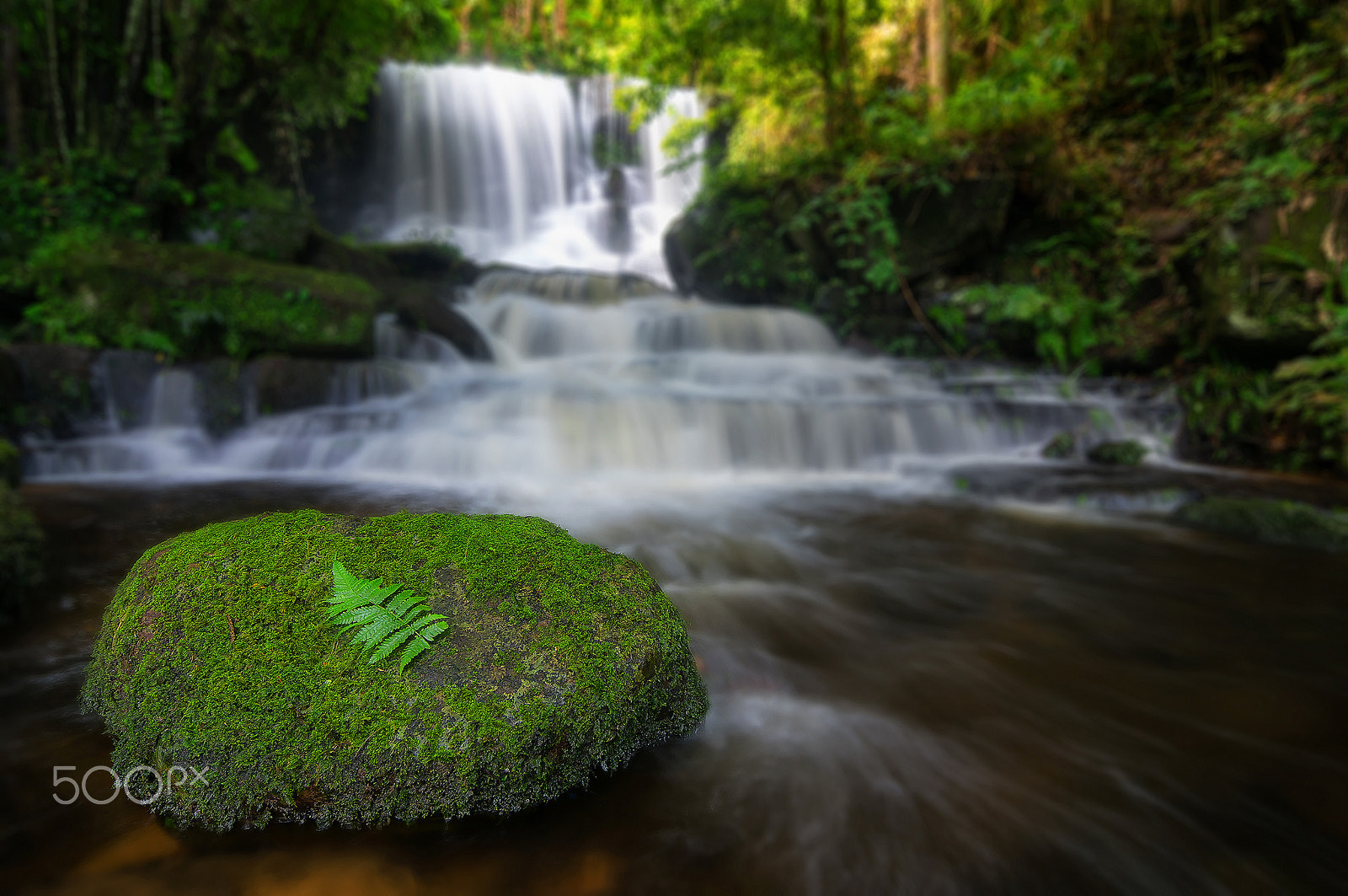 Pentax K-3 II sample photo. Man daeng waterfall. photography