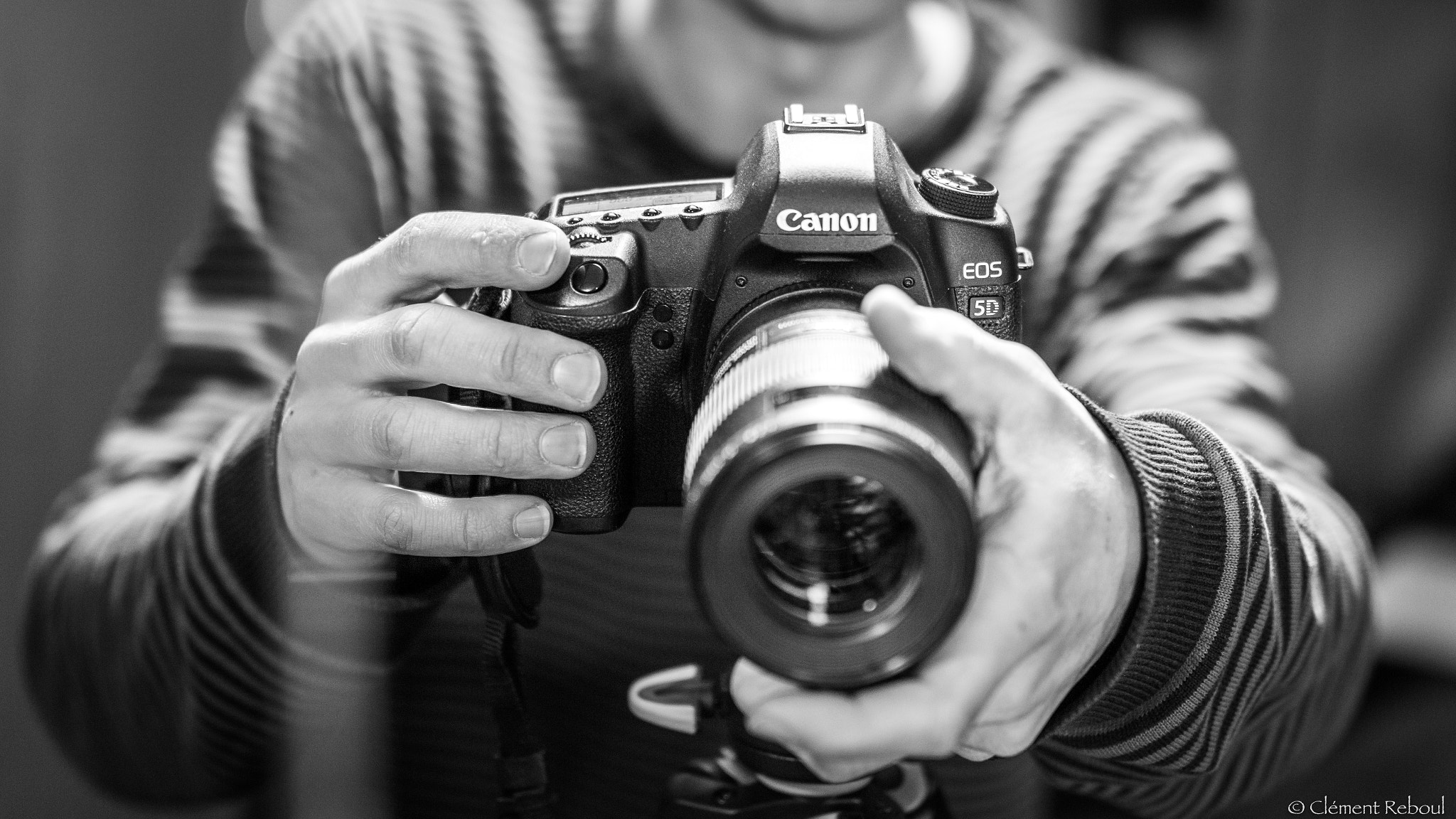 Sigma 50mm F1.4 EX DG HSM sample photo. Studio clip meivy photography