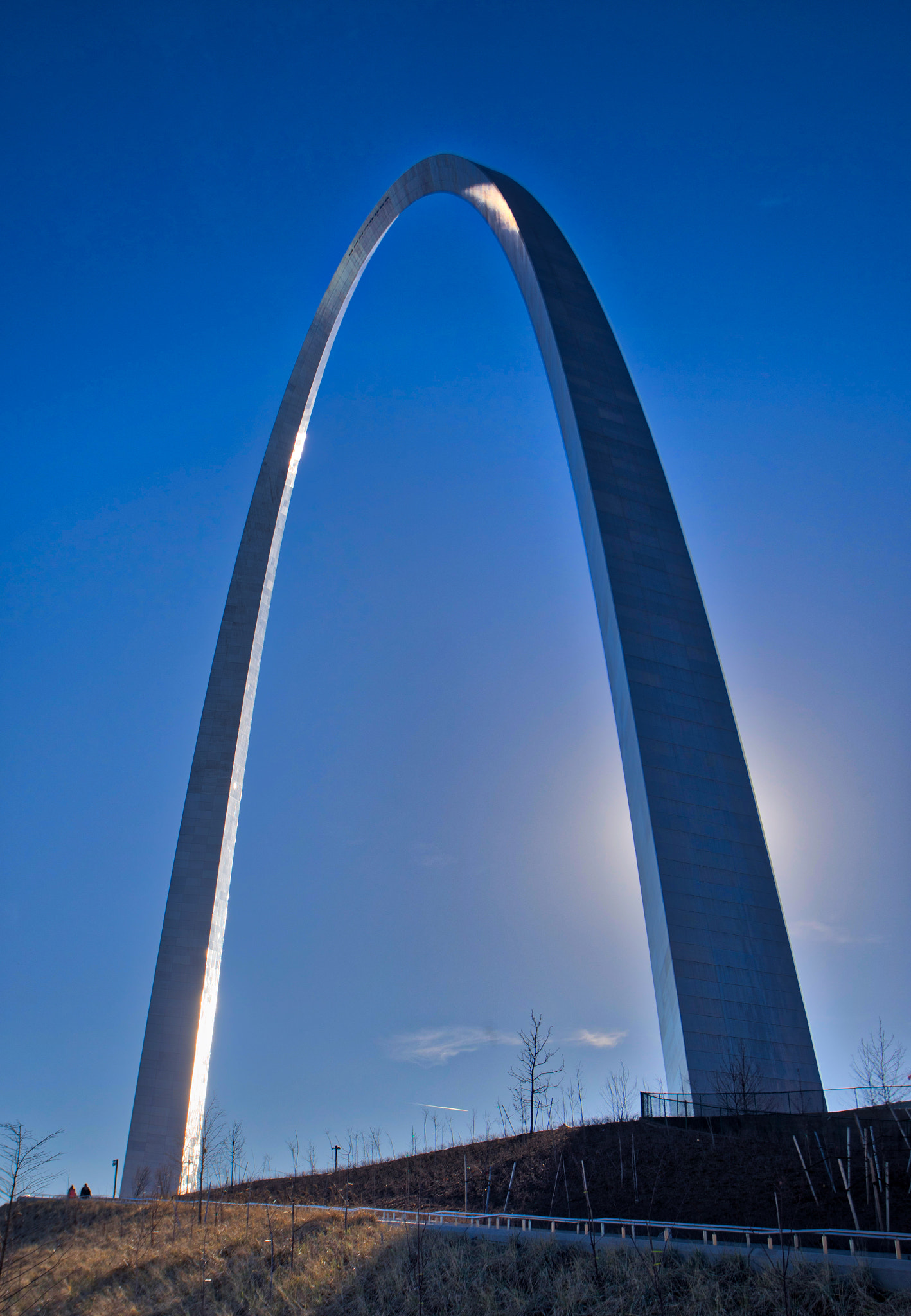 Canon EF 17-40mm F4L USM sample photo. St. louis arch photography