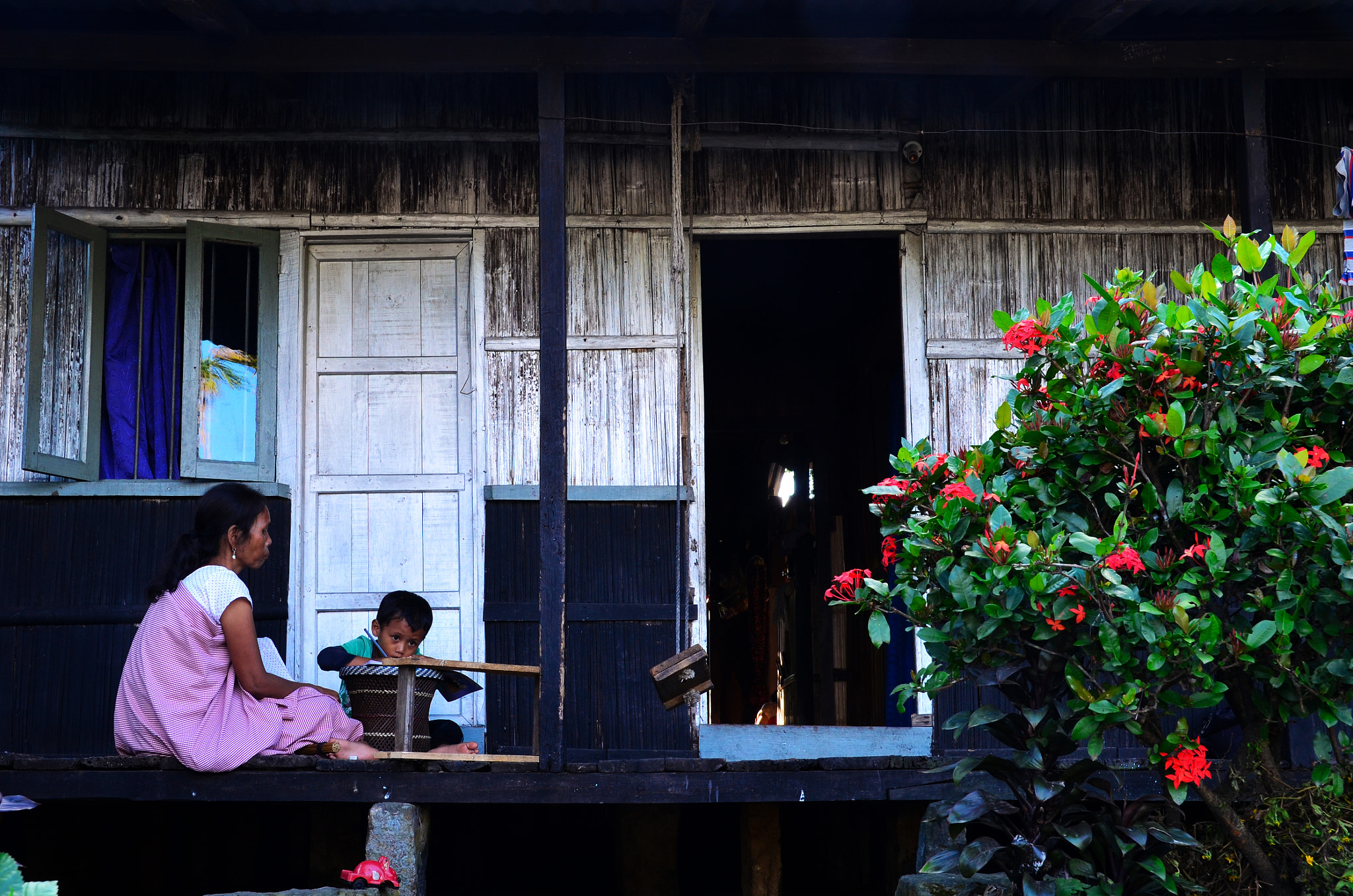 Sigma 17-50mm F2.8 EX DC OS HSM sample photo. Education has no boundaries photography
