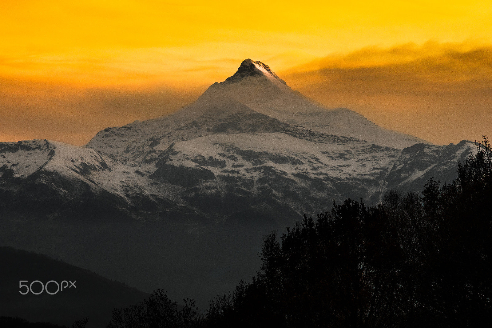 Canon EF 70-200mm F2.8L USM sample photo. Pic du midi photography