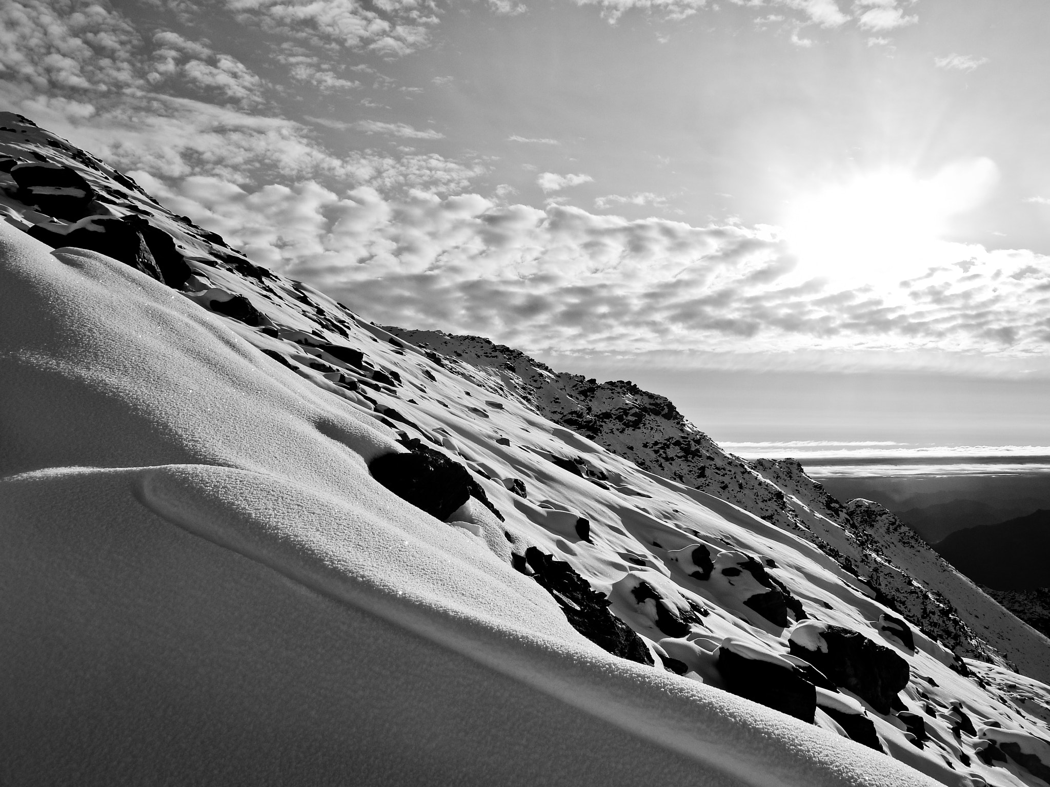 Panasonic Lumix DMC-G2 + Panasonic Lumix G Vario 14-42mm F3.5-5.6 ASPH OIS sample photo. Snow field photography