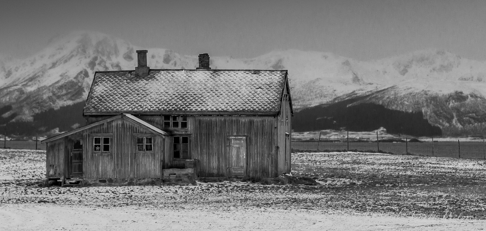 Canon EOS-1D Mark IV sample photo. Barn aknes photography