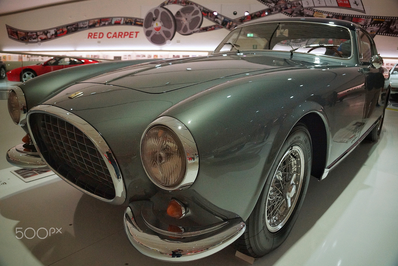 Sony DT 18-135mm F3.5-5.6 SAM sample photo. Cars cars and more cars photography