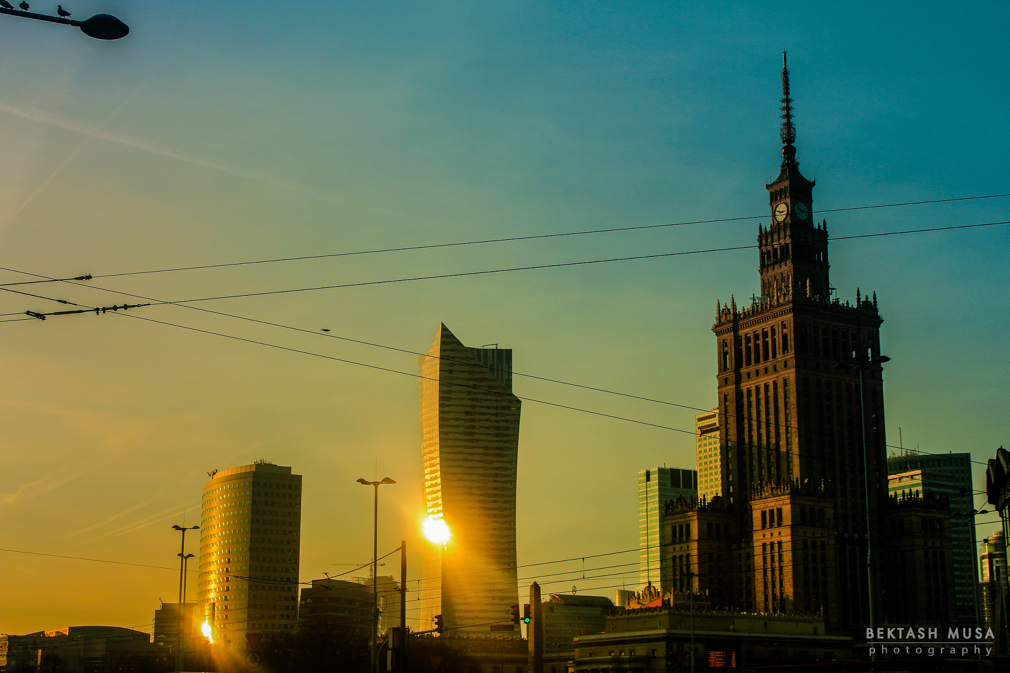 Canon EF-S 18-55mm F3.5-5.6 IS sample photo. Sunset time in warsaw photography