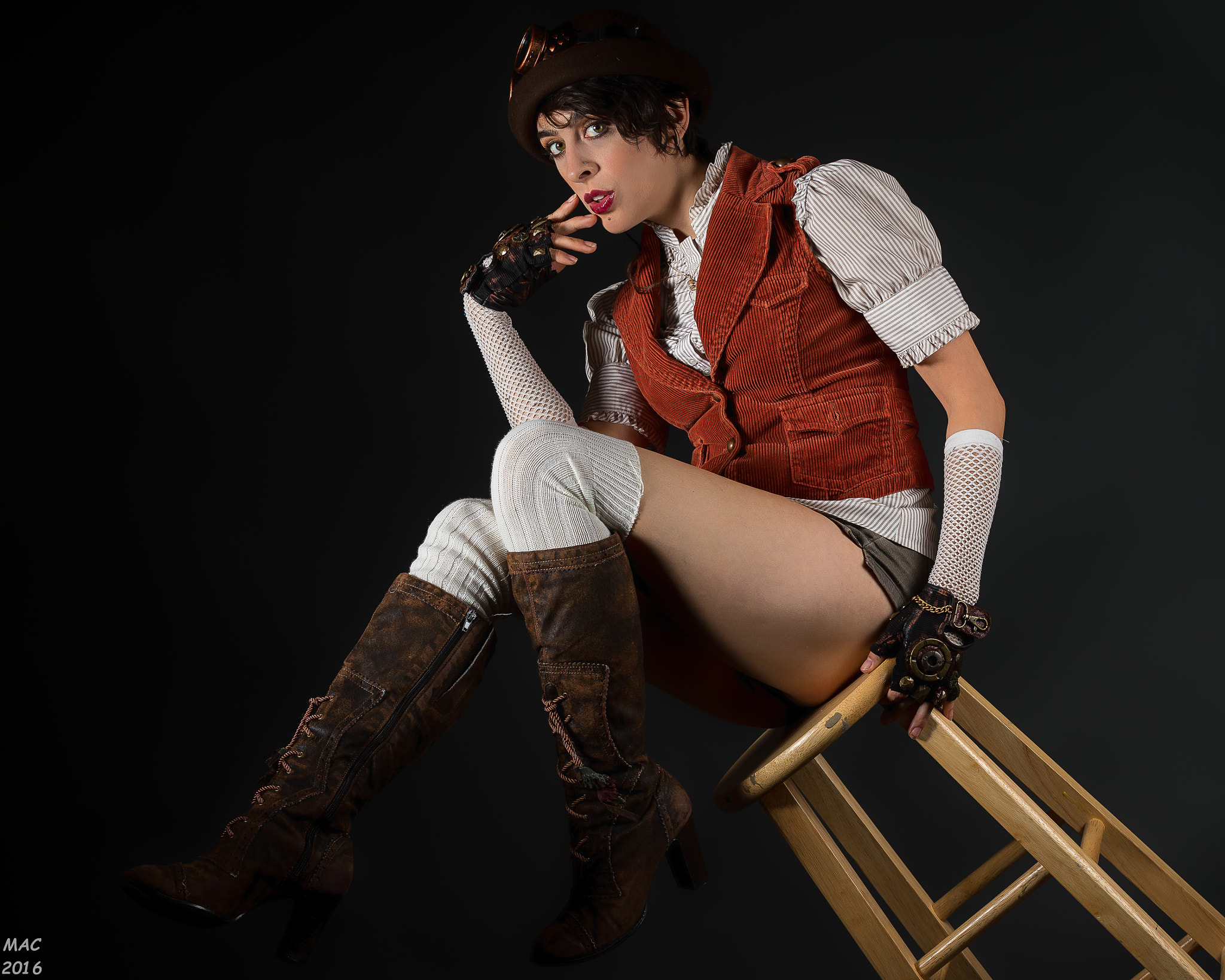 Canon EF 70-200mm F2.8L USM sample photo. Wingless feuer photography