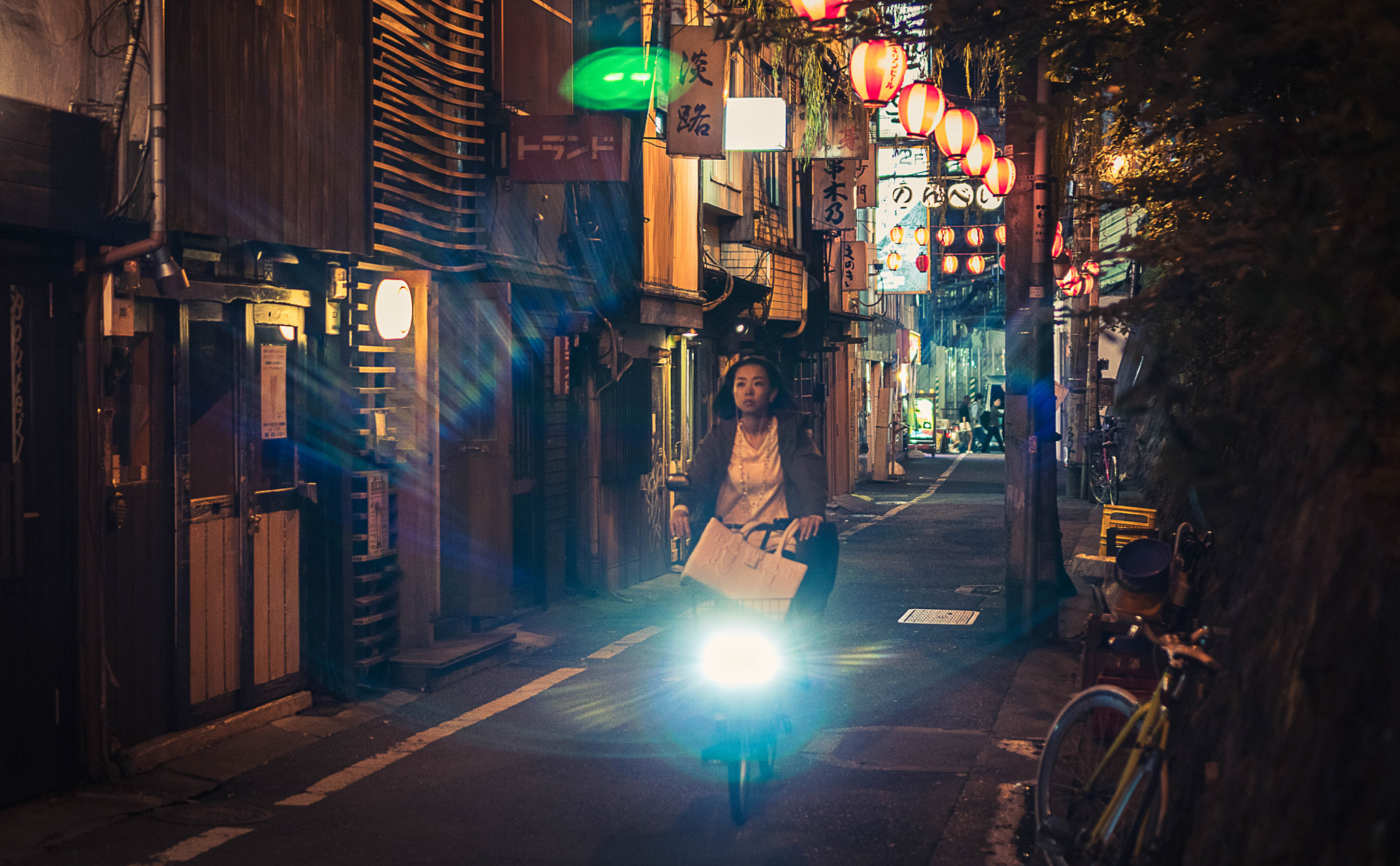 Sony E 35mm F1.8 OSS sample photo. Don't run me over, please. photography
