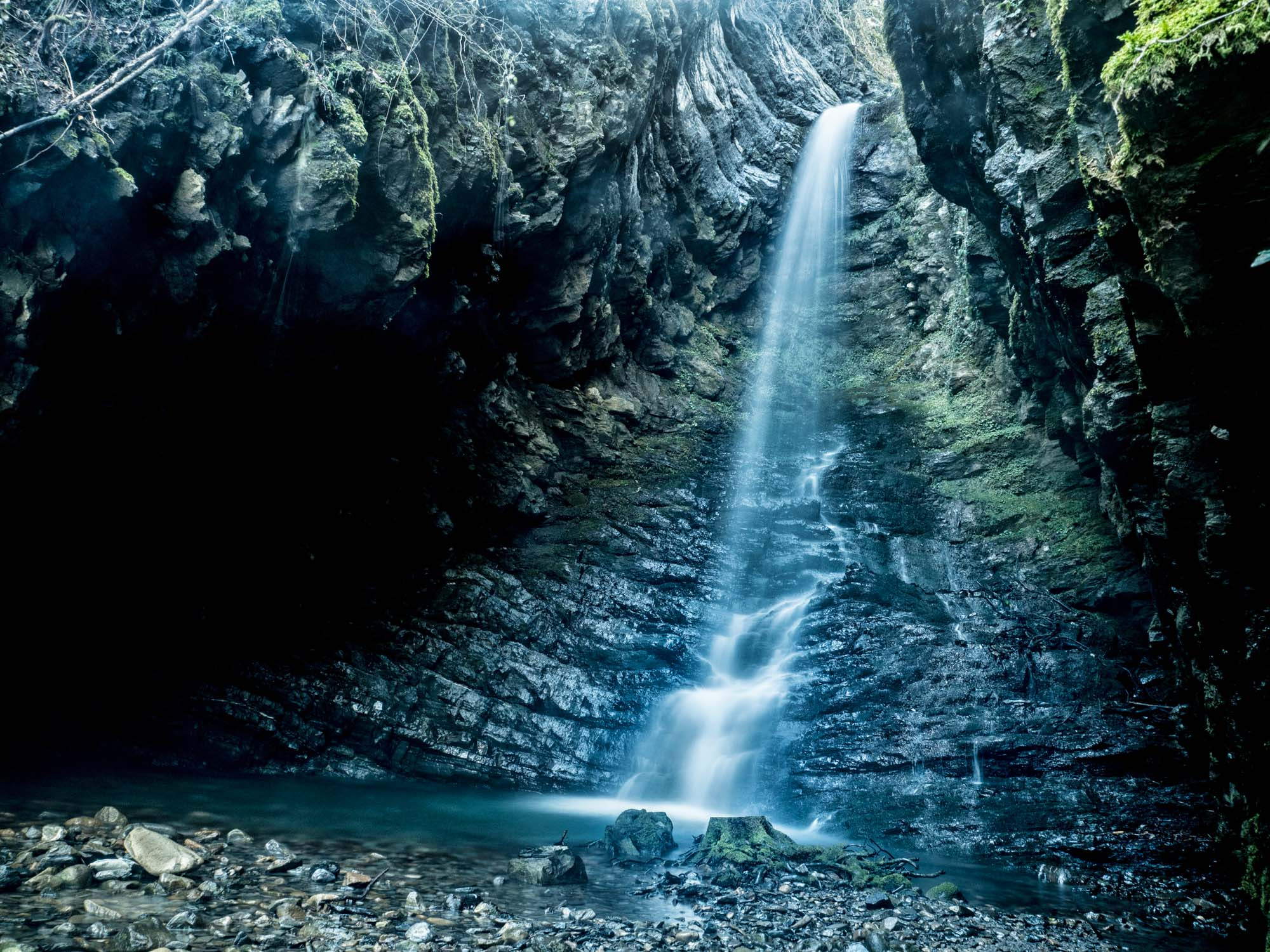 Olympus OM-D E-M5 II sample photo. Other worlds photography